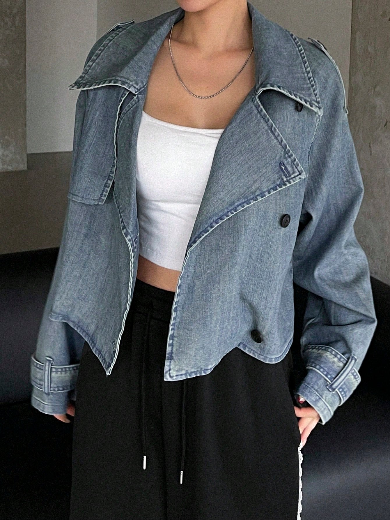 CM-CS909168 Women Casual Seoul Style Medium Wash Lapel Neckline Drop Shoulder Oversized Denim Jacket