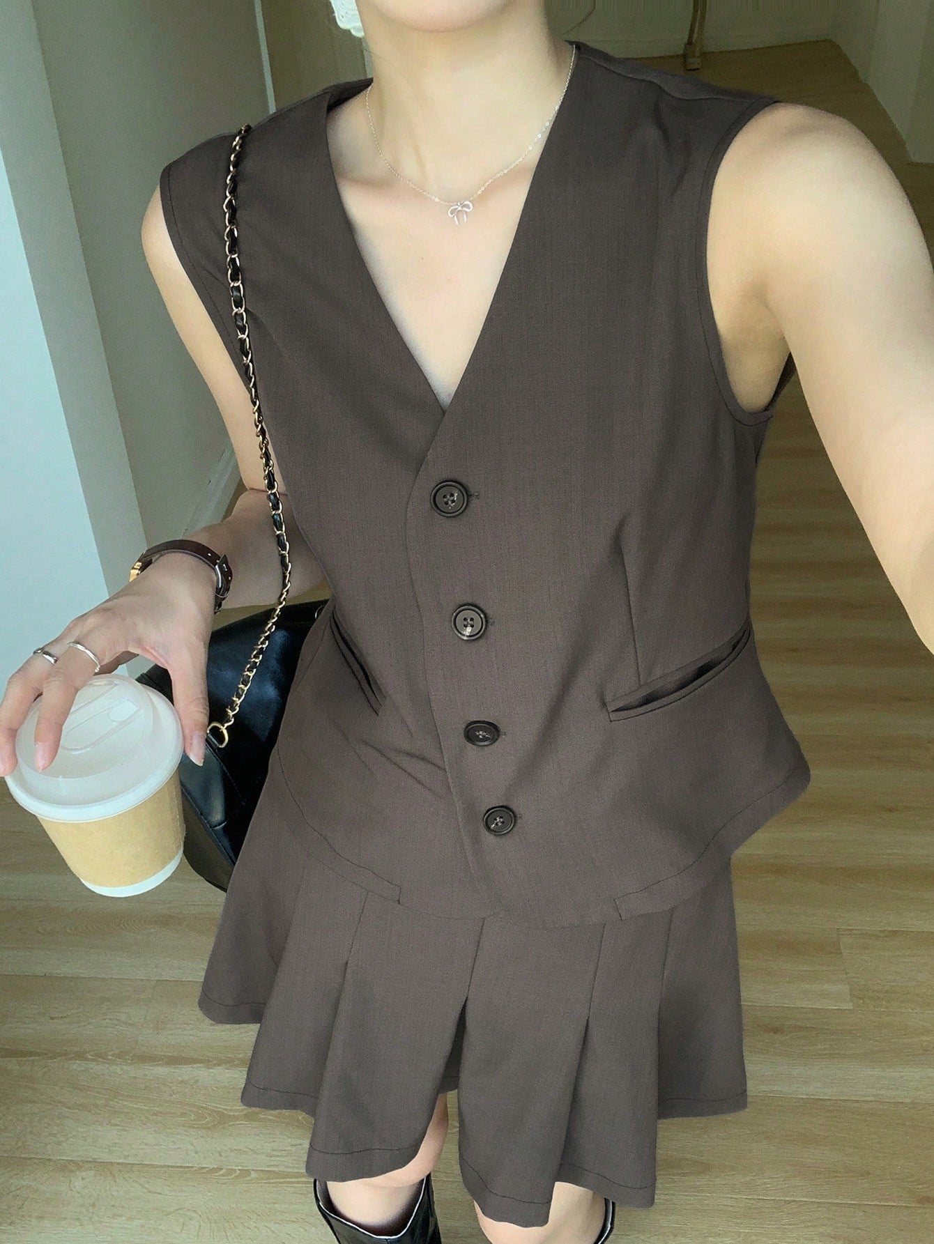 CM-SS616068 Women Casual Seoul Style Loose Sleeveless Vest With Mini Skirt - Set