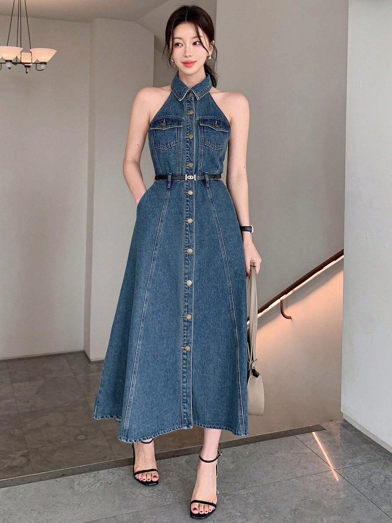 CM-DS374418 Women Casual Seoul Style Medium Wash Halter Neckline Sleeveless Button Denim Dress