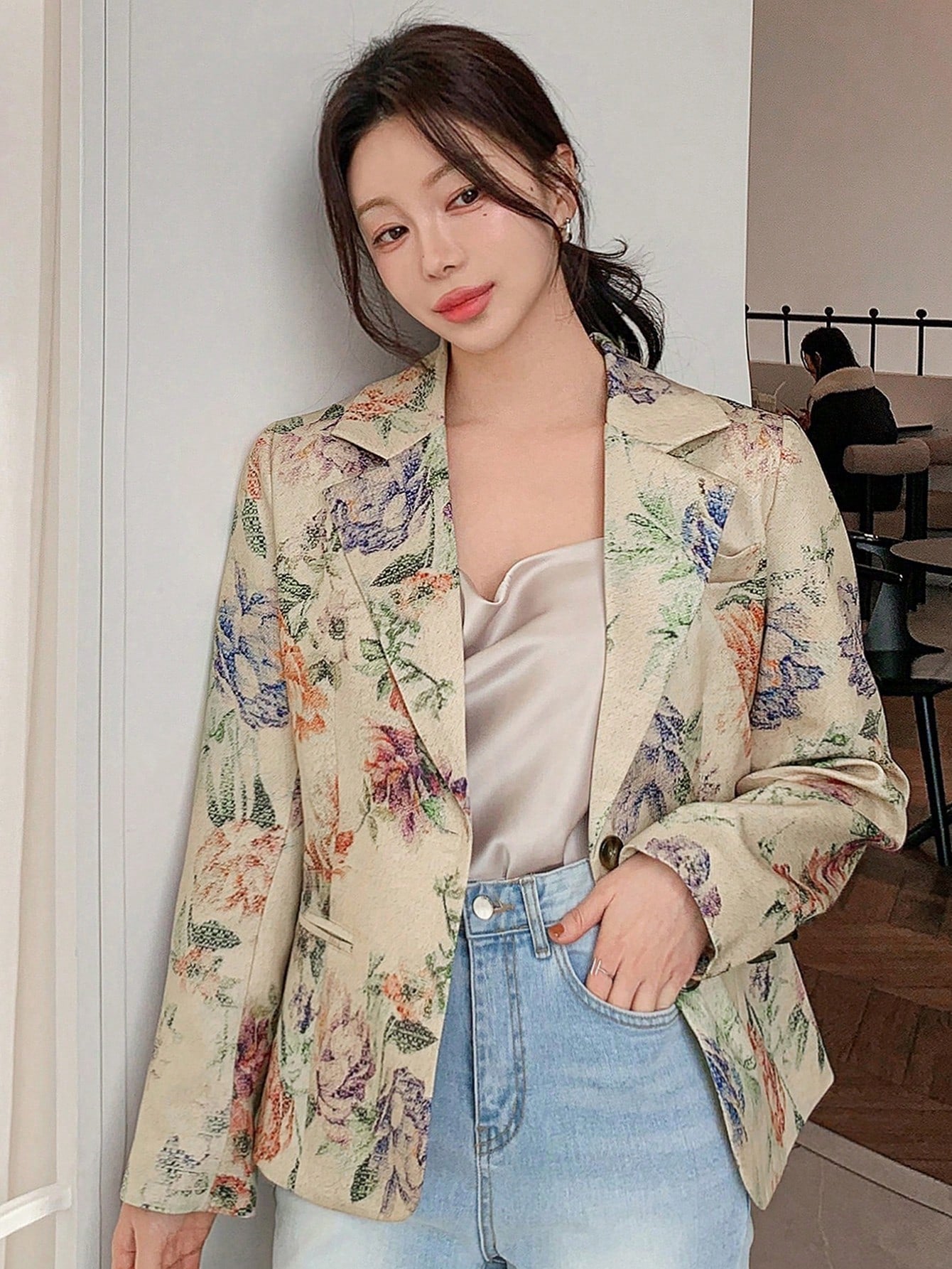 CM-CS298177 Women Casual Seoul Style Floral Print Lapel Neckline Long Sleeve Loose Blazer - Apricot