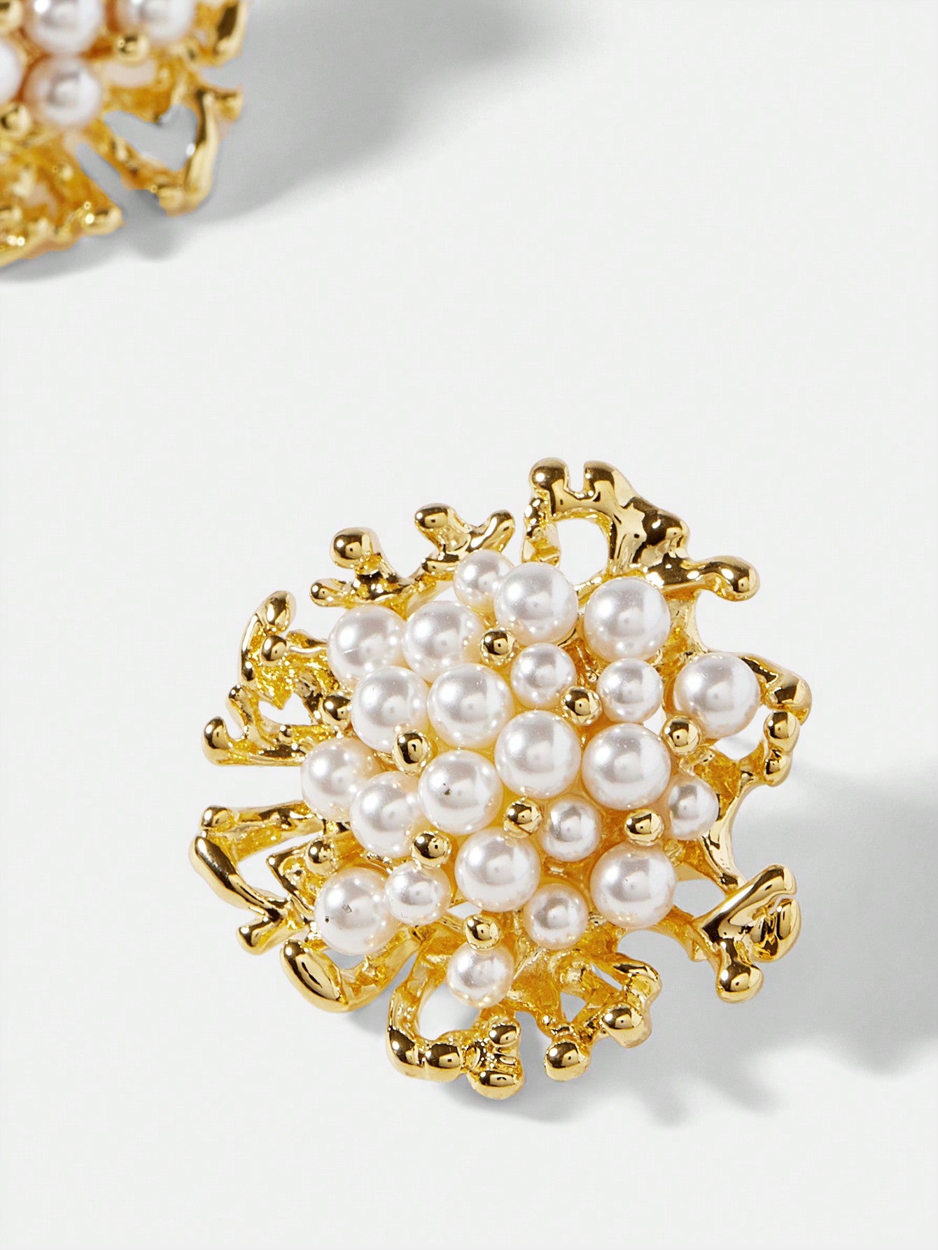 CM-AXS321263 Women Trendy Seoul Style 18K Gold Plated Coral Pattern Faux Pearl Stud Earrings