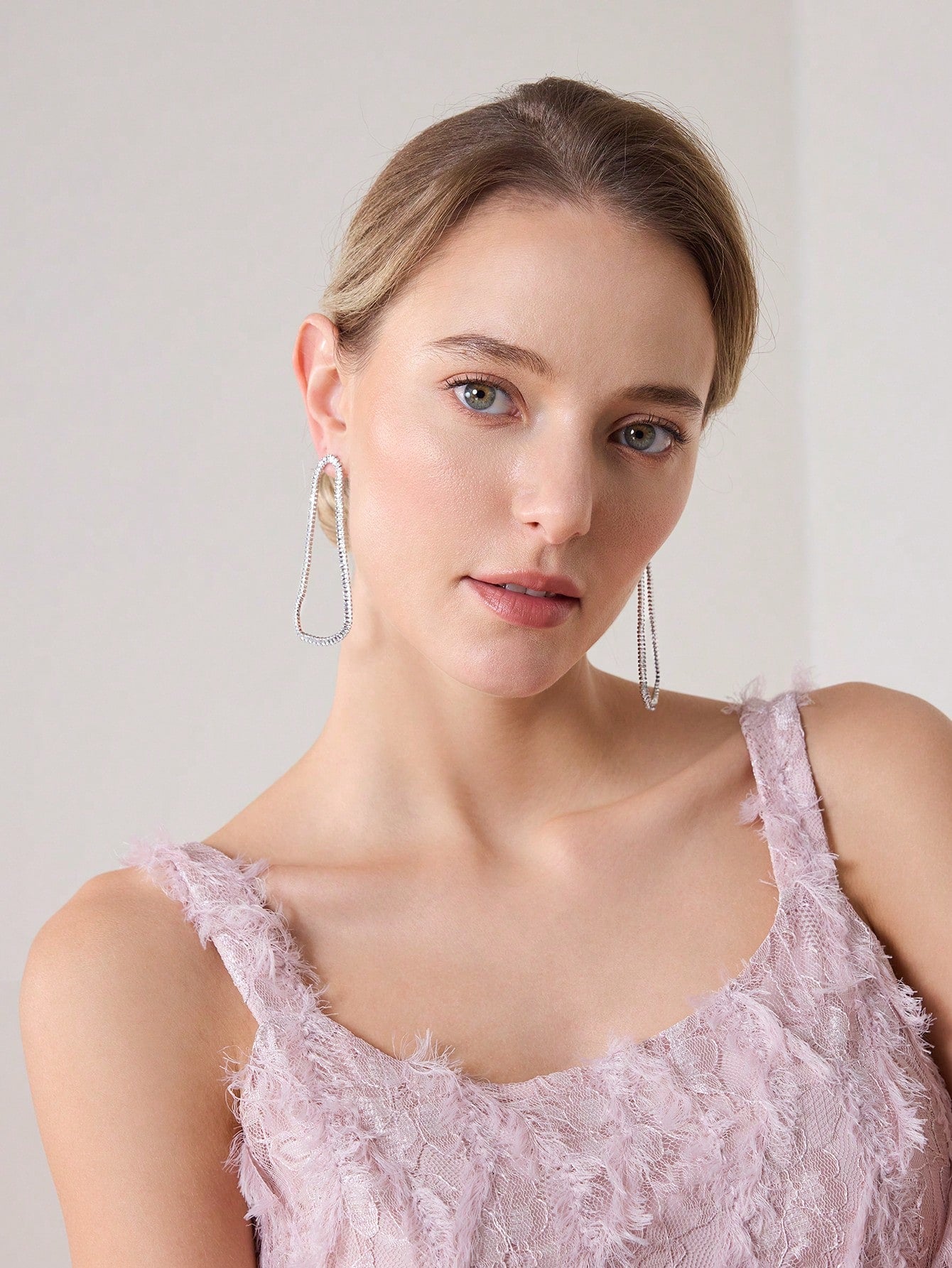 CM-AXS704418 Women Trendy Seoul Style Asymmetrical Zirconia Dangle Earrings - Silver