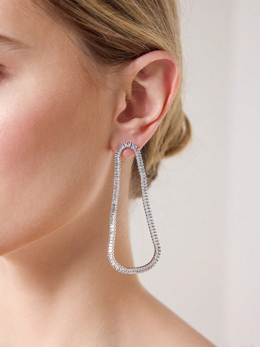 CM-AXS704418 Women Trendy Seoul Style Asymmetrical Zirconia Dangle Earrings - Silver