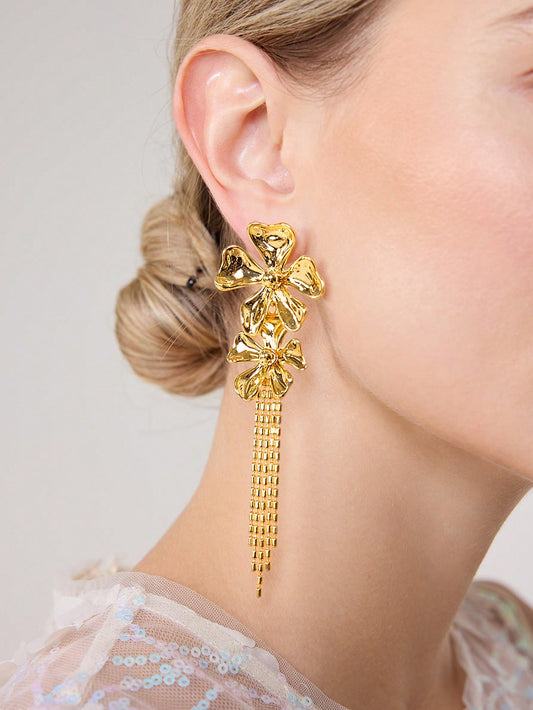 CM-AXS904664 Women Trendy Seoul Style 18K Gold Plated Fringed Floral Dangle Earrings