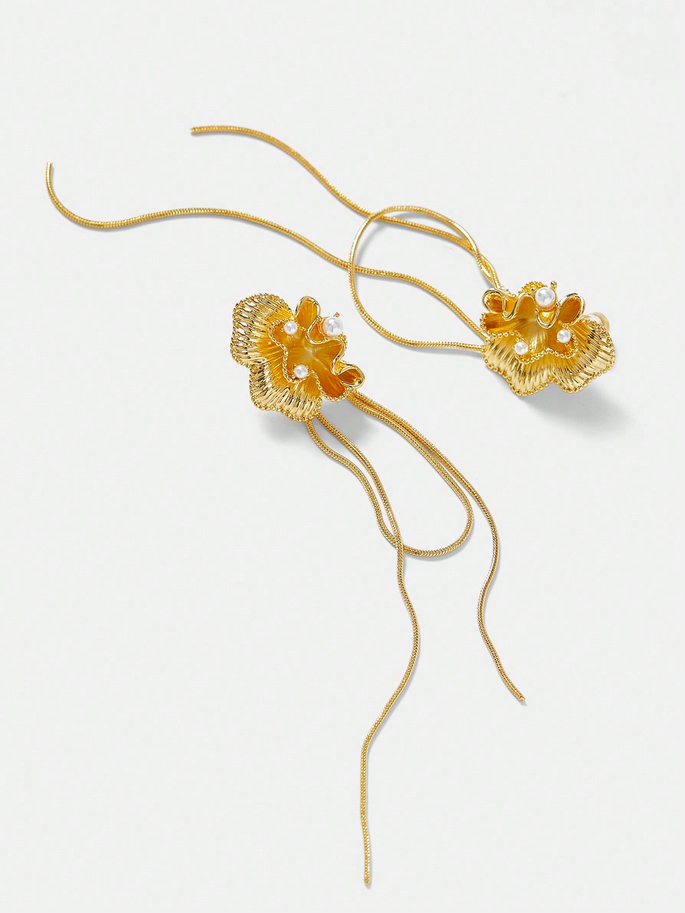 CM-AXS613640 Women Trendy Seoul Style 18K Gold Plated Metal Crinkle Tassel Earrings
