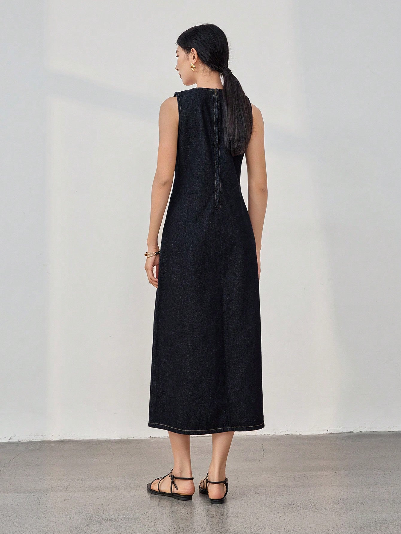 CM-DS862662 Women Casual Seoul Style Round Neck 3D Cut Waist Sleeveless Denim Dress - Black