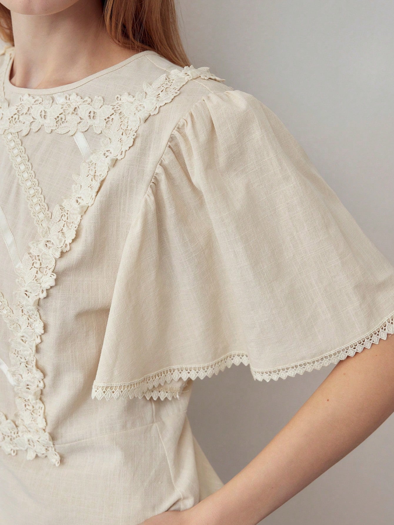 CM-TS509245 Women Casual Seoul Style Contrast Lace Round Neck Batwing Sleeve Zipper Blouse - Apricot