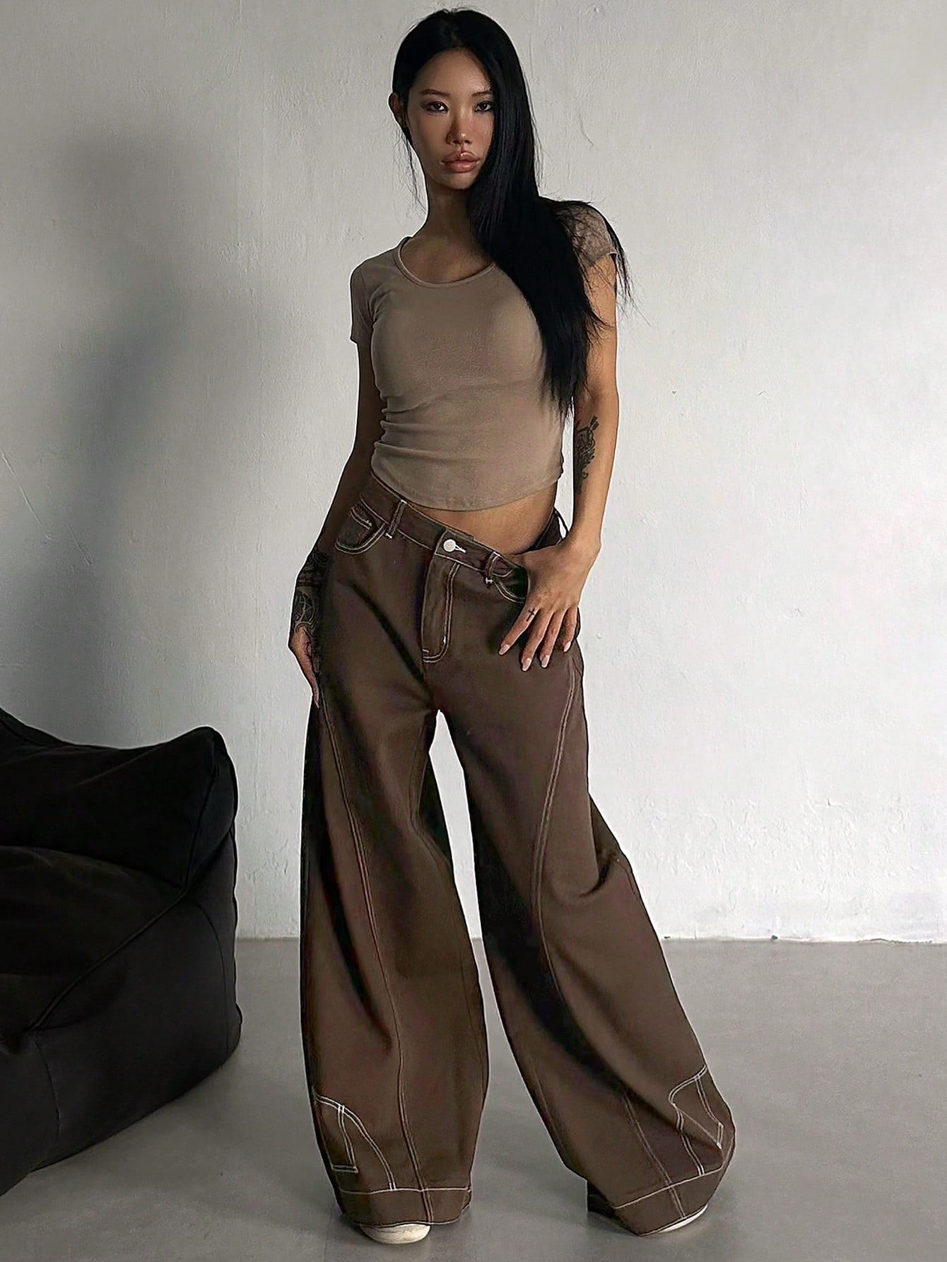 CM-BS890943 Women Casual Seoul Style Distressed Washed Decorative Pocket Wide Leg Jeans - Redwood