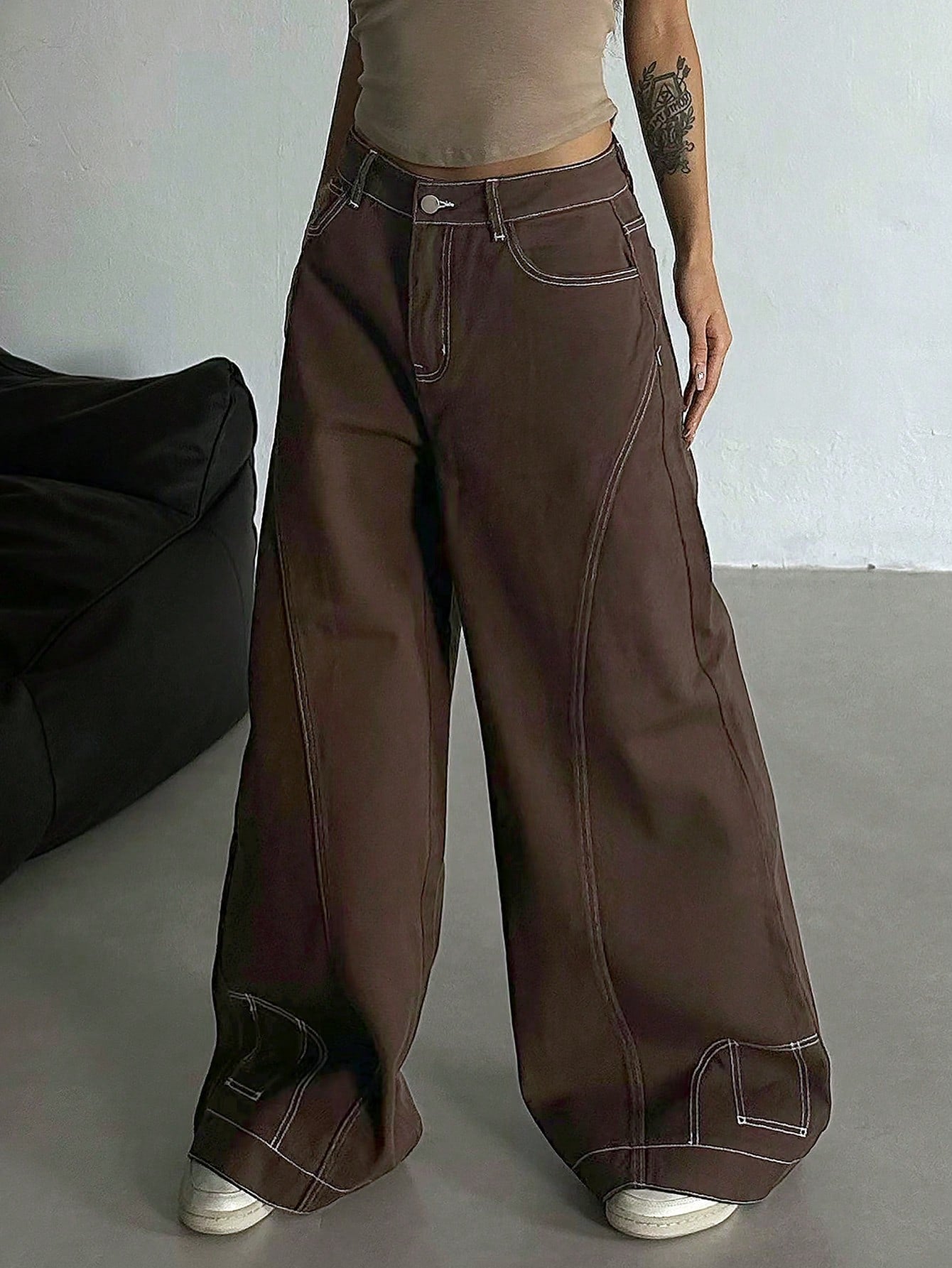 CM-BS890943 Women Casual Seoul Style Distressed Washed Decorative Pocket Wide Leg Jeans - Redwood
