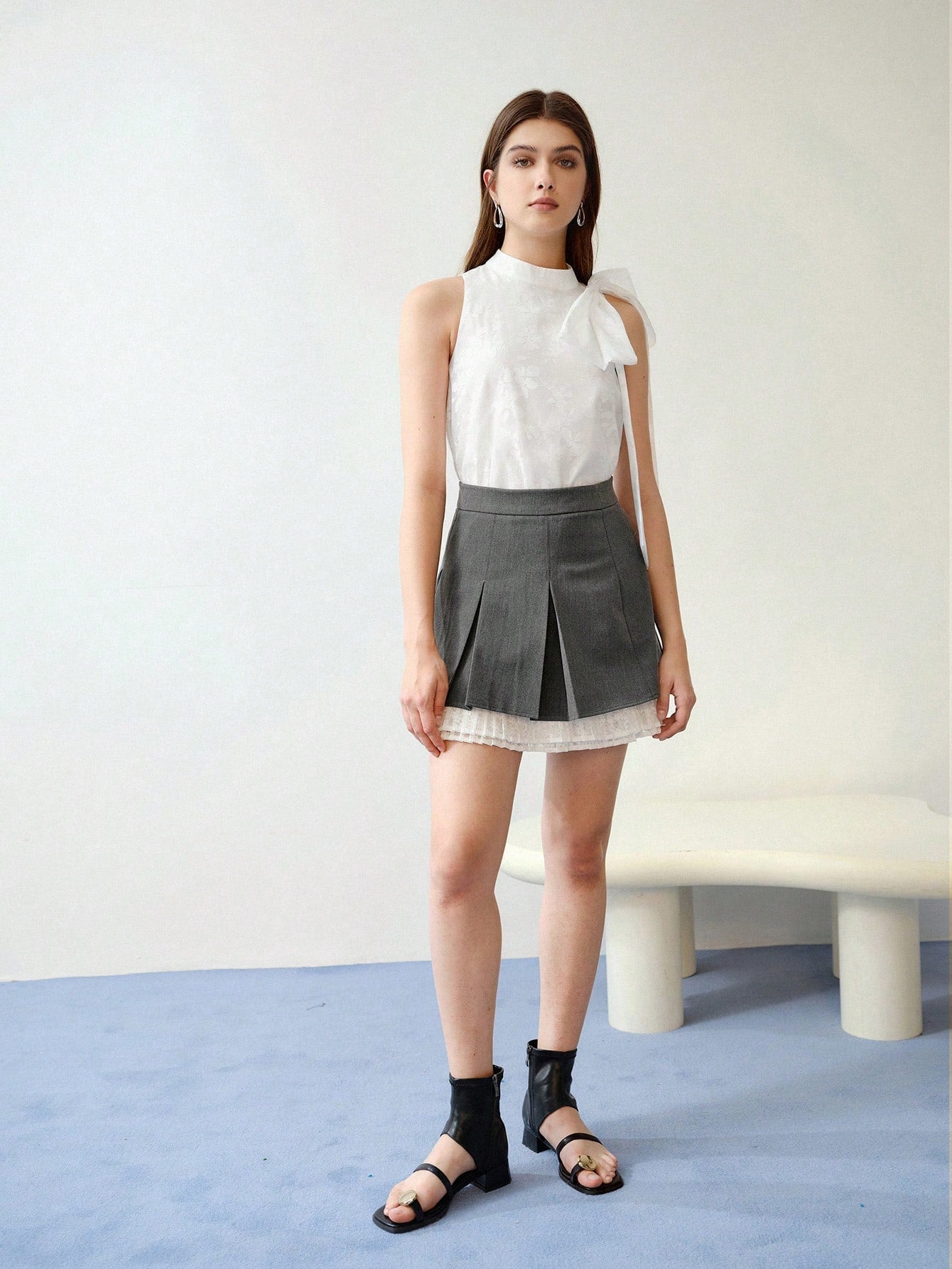 CM-TS113722 Women Elegant Seoul Style Stand Collar Bow Decor Sleeveless Blouse - White