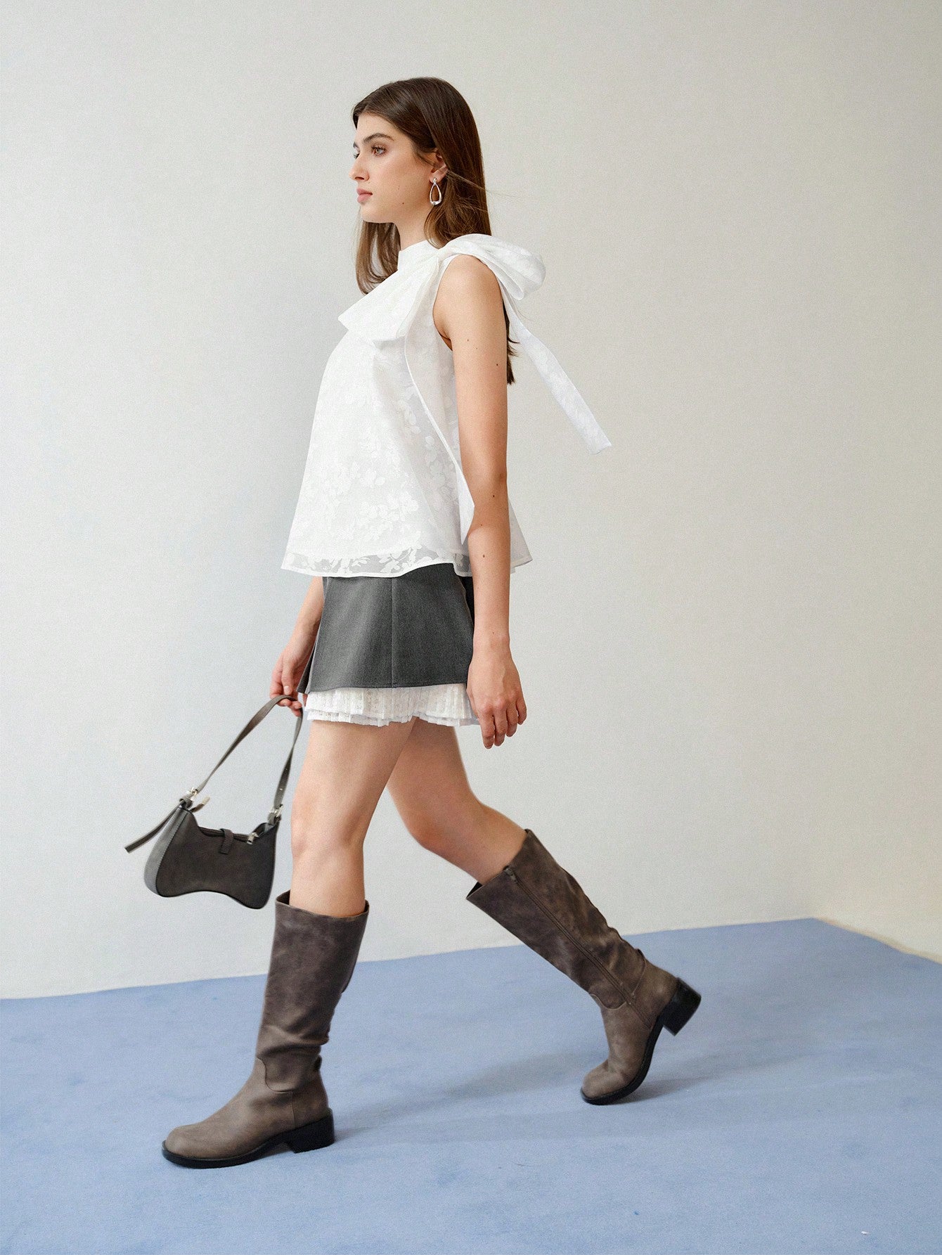 CM-TS113722 Women Elegant Seoul Style Stand Collar Bow Decor Sleeveless Blouse - White