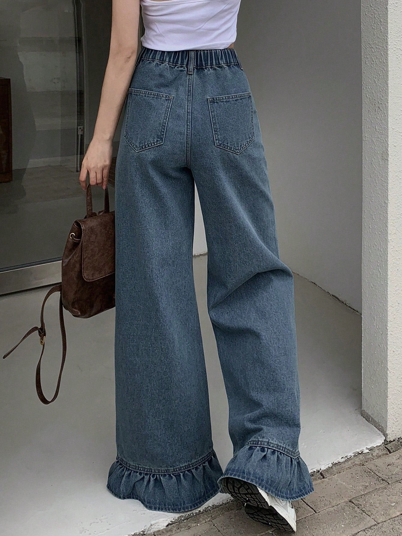 CM-BS662822 Women Casual Seoul Style Medium Wash Elastic Waist Lace Hem Slim Fit Jeans