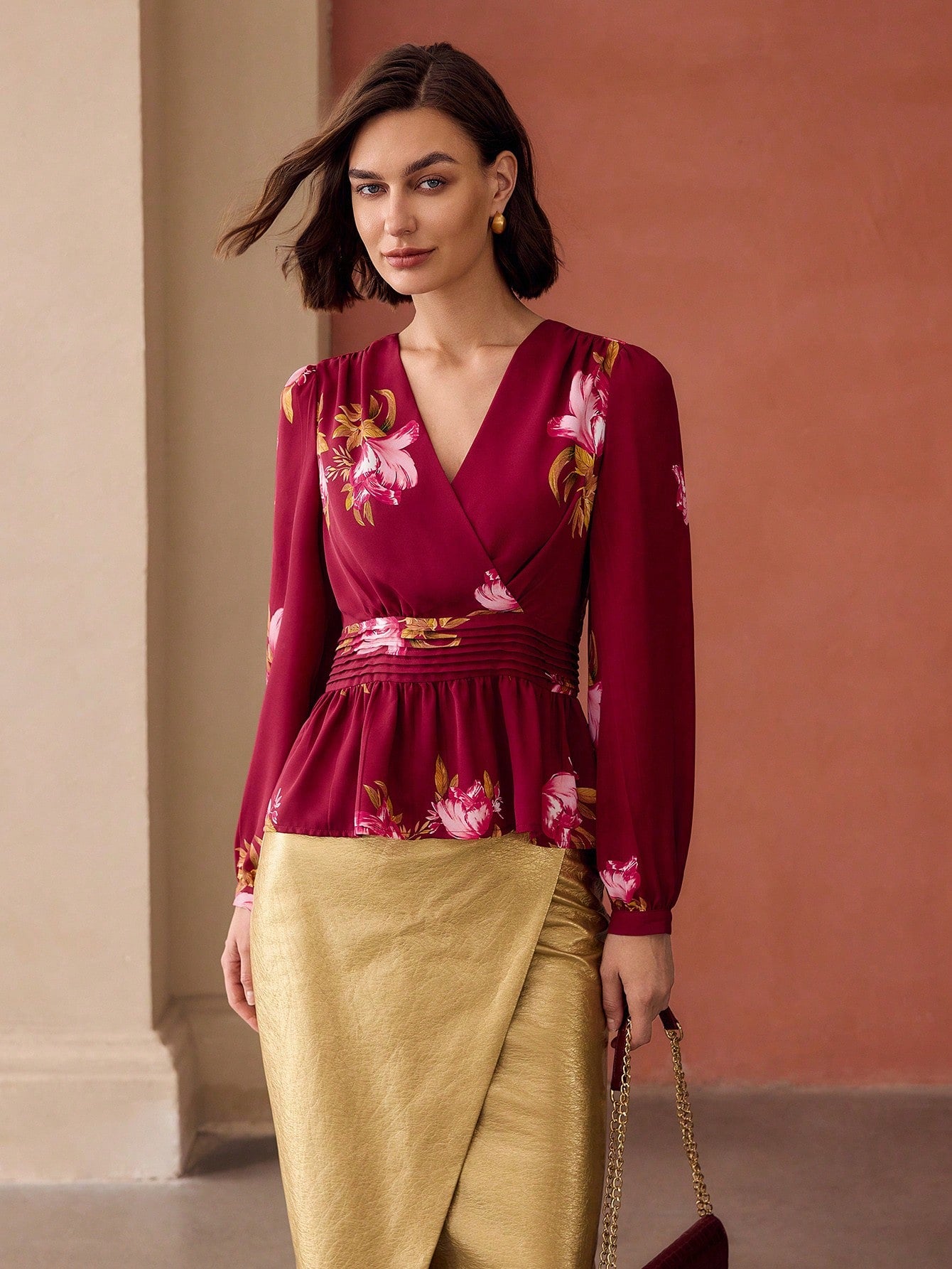 CM-TS772772 Women Elegant Seoul Style Chiffon V-Neck Long Sleeve Floral Print Peplum Blouse - Red