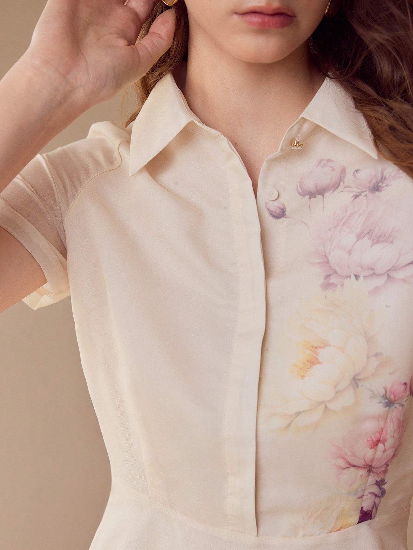 CM-DS360063 Women Elegant Seoul Style Notched Neckline Short Sleeve Organza Floral Print Midi Dress - Apricot