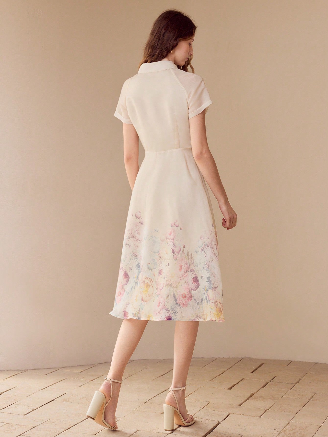 CM-DS360063 Women Elegant Seoul Style Notched Neckline Short Sleeve Organza Floral Print Midi Dress - Apricot