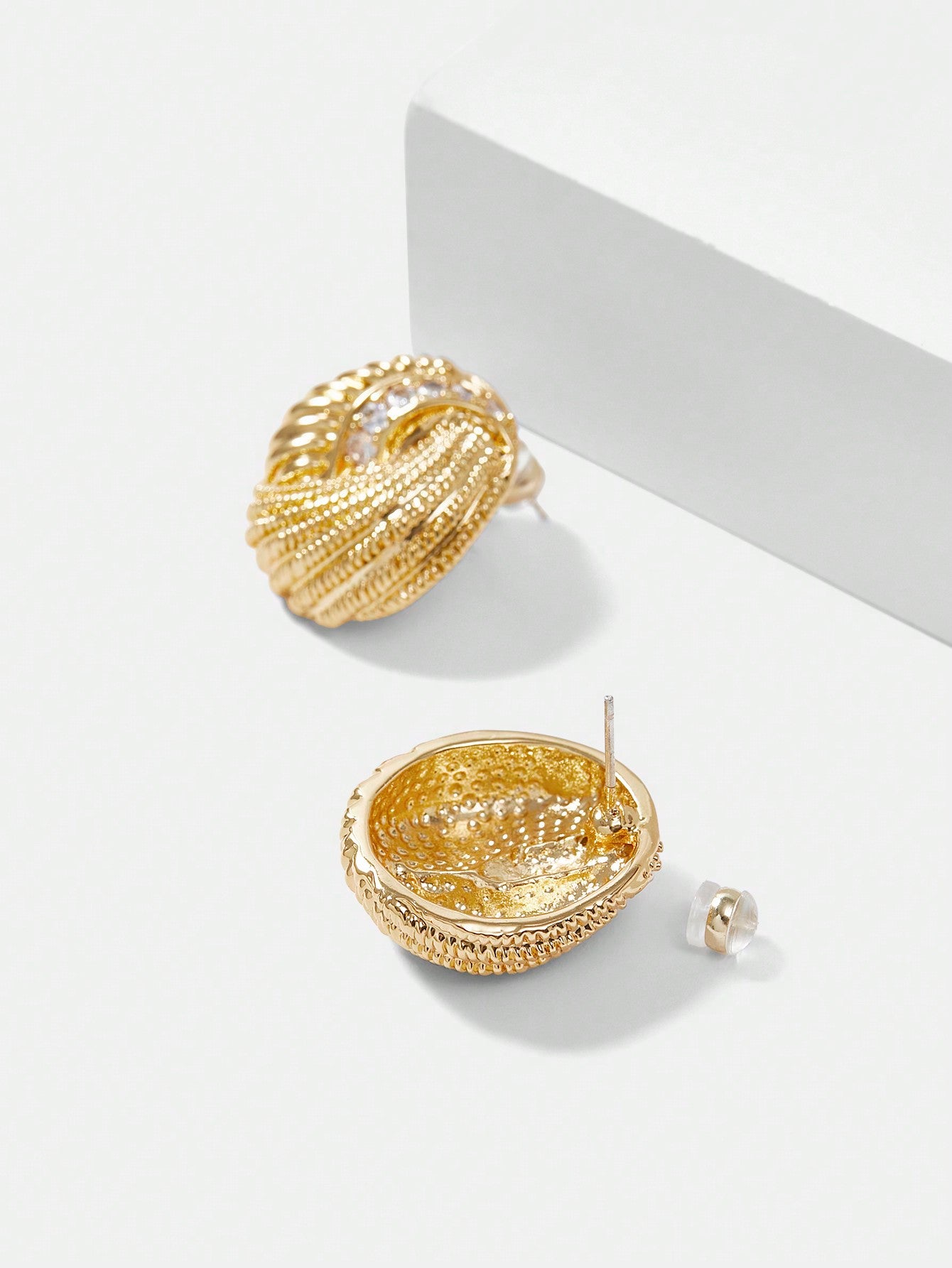 CM-AXS507171 Women Trendy Seoul Style Gold Spiral Micro-Inlay Cubic Zirconia Oval Earrings