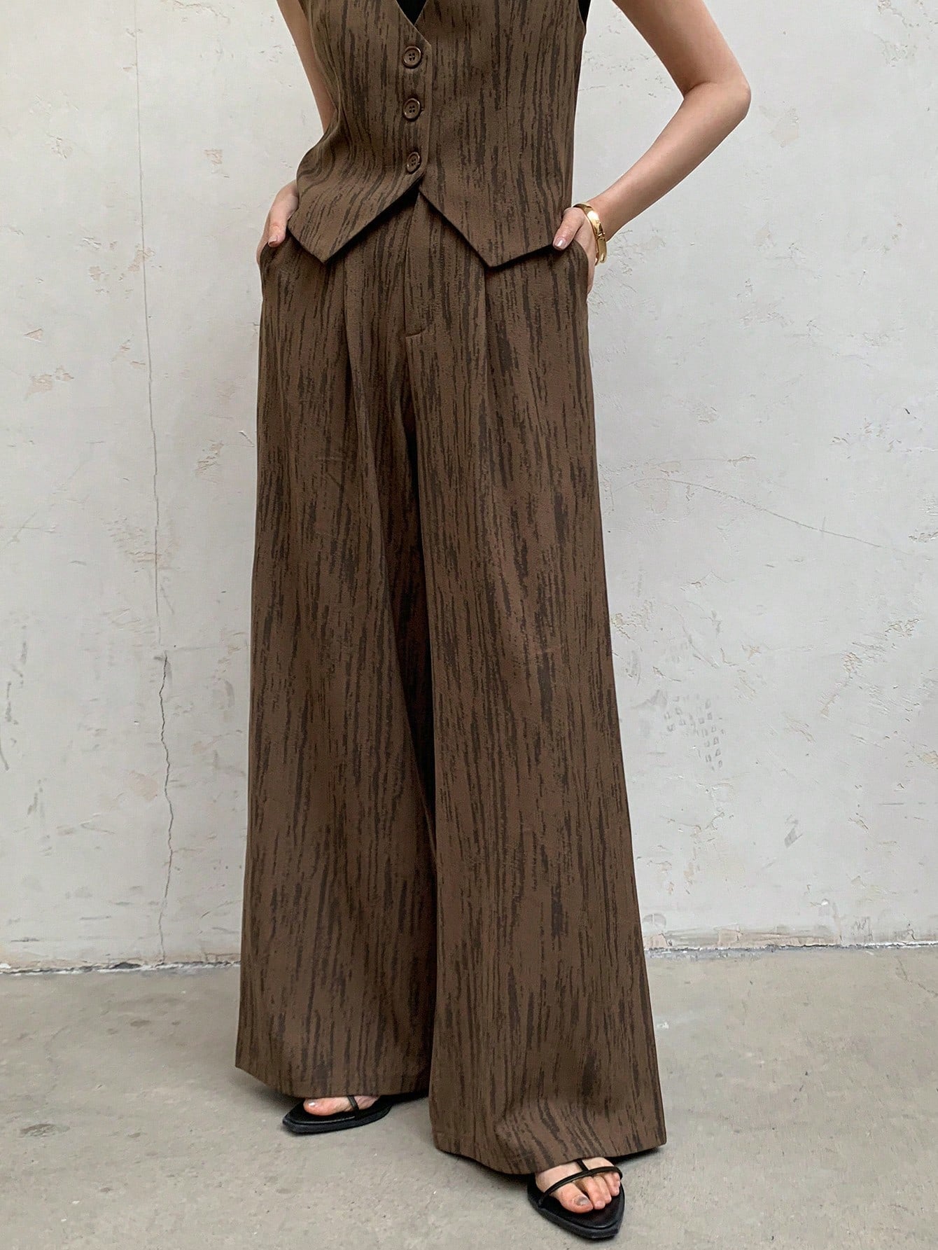 CM-SS121032 Women Casual Seoul Style Deep V-Neck Sleeveless Vest And Long Pants - Set