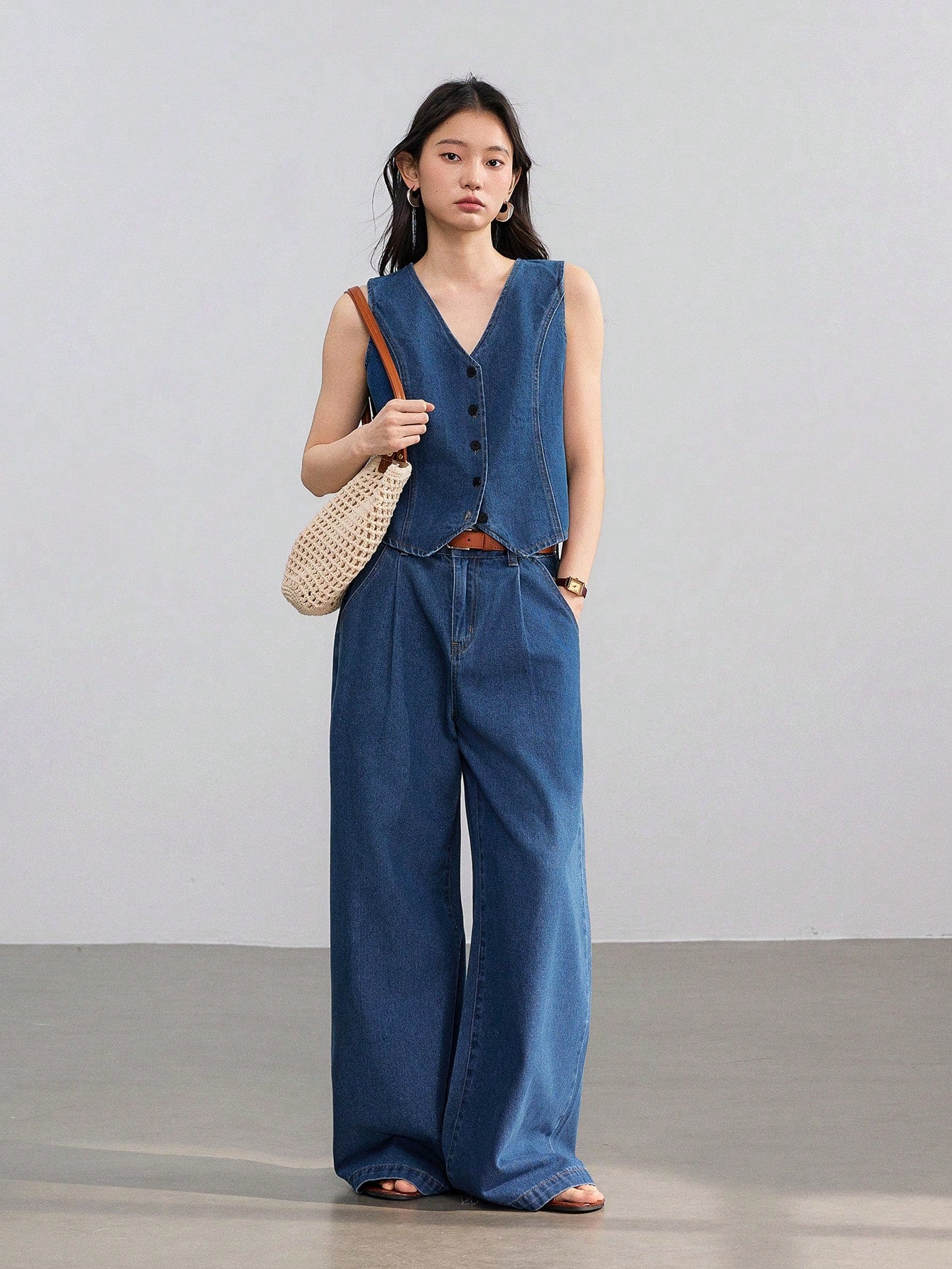 CM-SS391996 Women Casual Seoul Style Medium Wash V-Neck Sleeveless Top With Denim Pants - Set