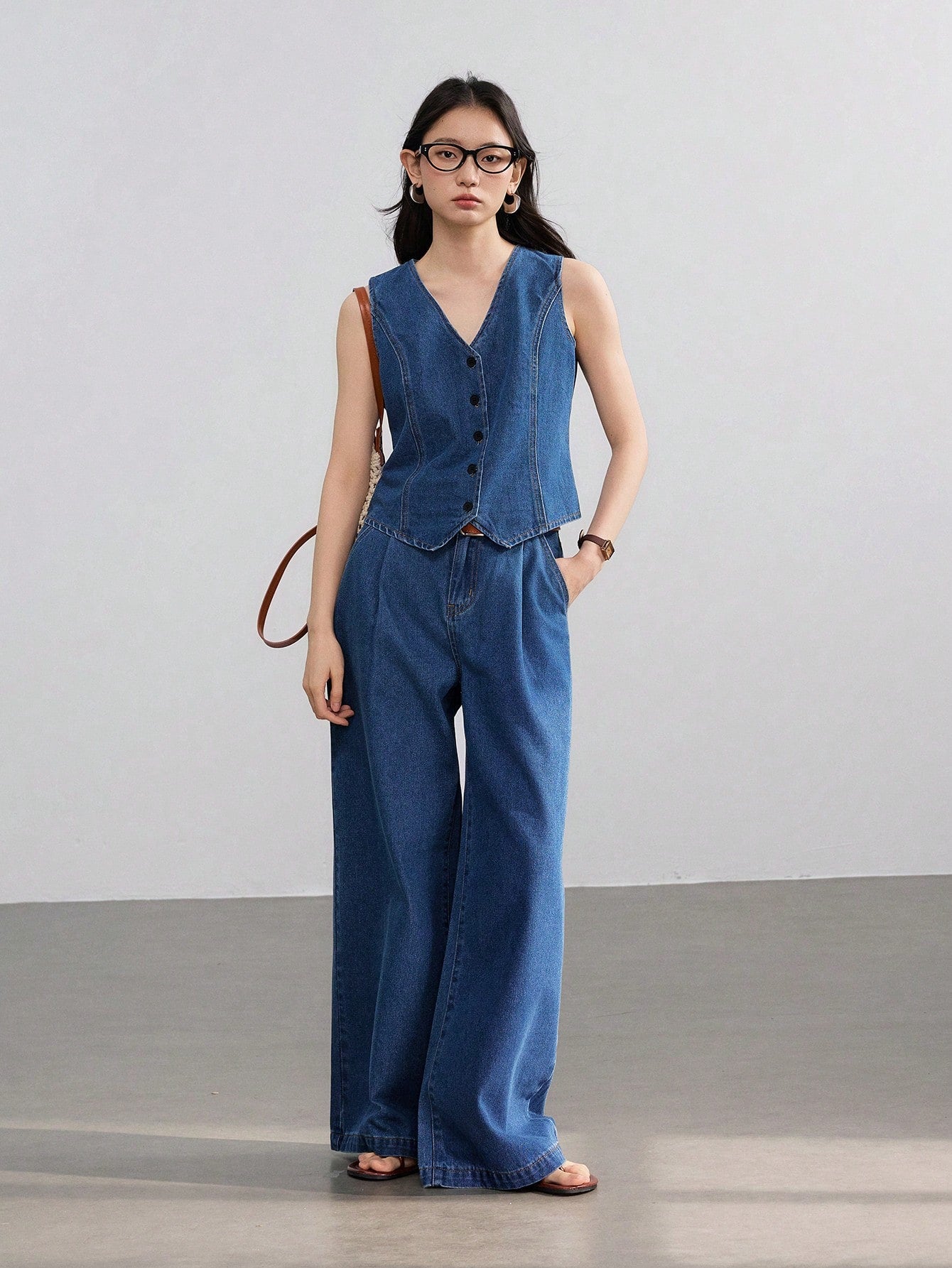 CM-SS391996 Women Casual Seoul Style Medium Wash V-Neck Sleeveless Top With Denim Pants - Set