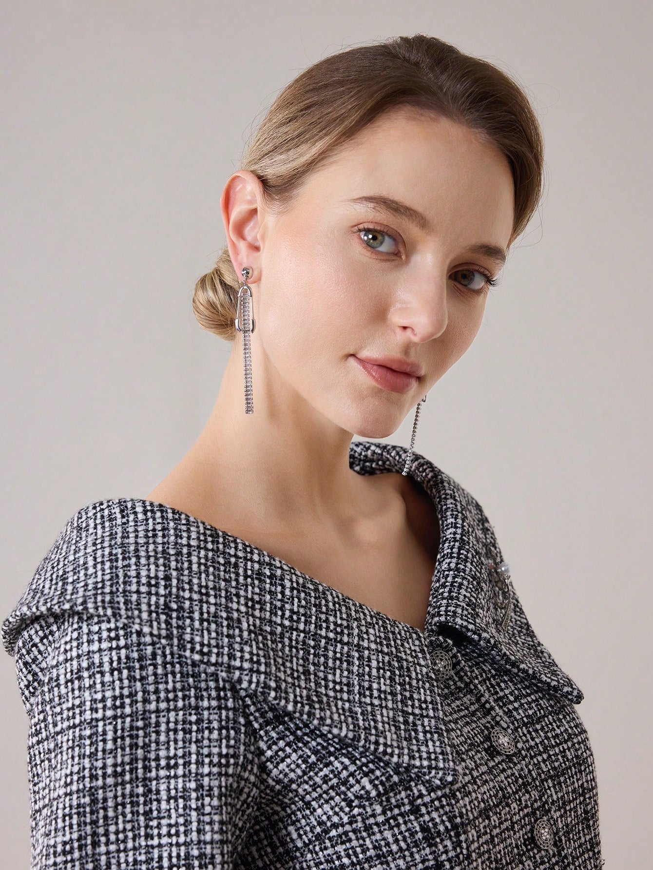 CM-AXS688516 Women Trendy Seoul Style Zirconia Stone Dangle Earrings - Silver