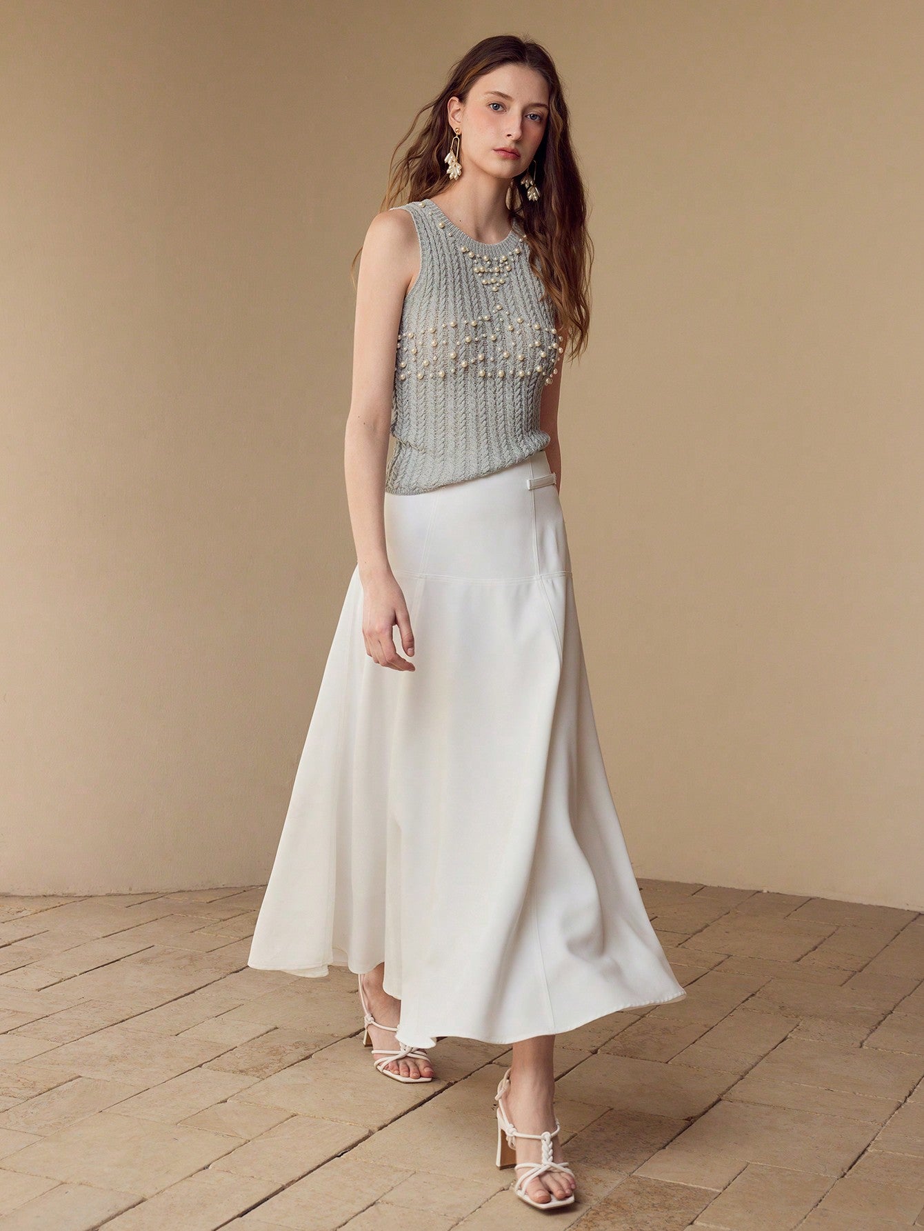 CM-BS171124 Women Elegant Seoul Style Zipper Back Mid Waist Flared Skirt - White