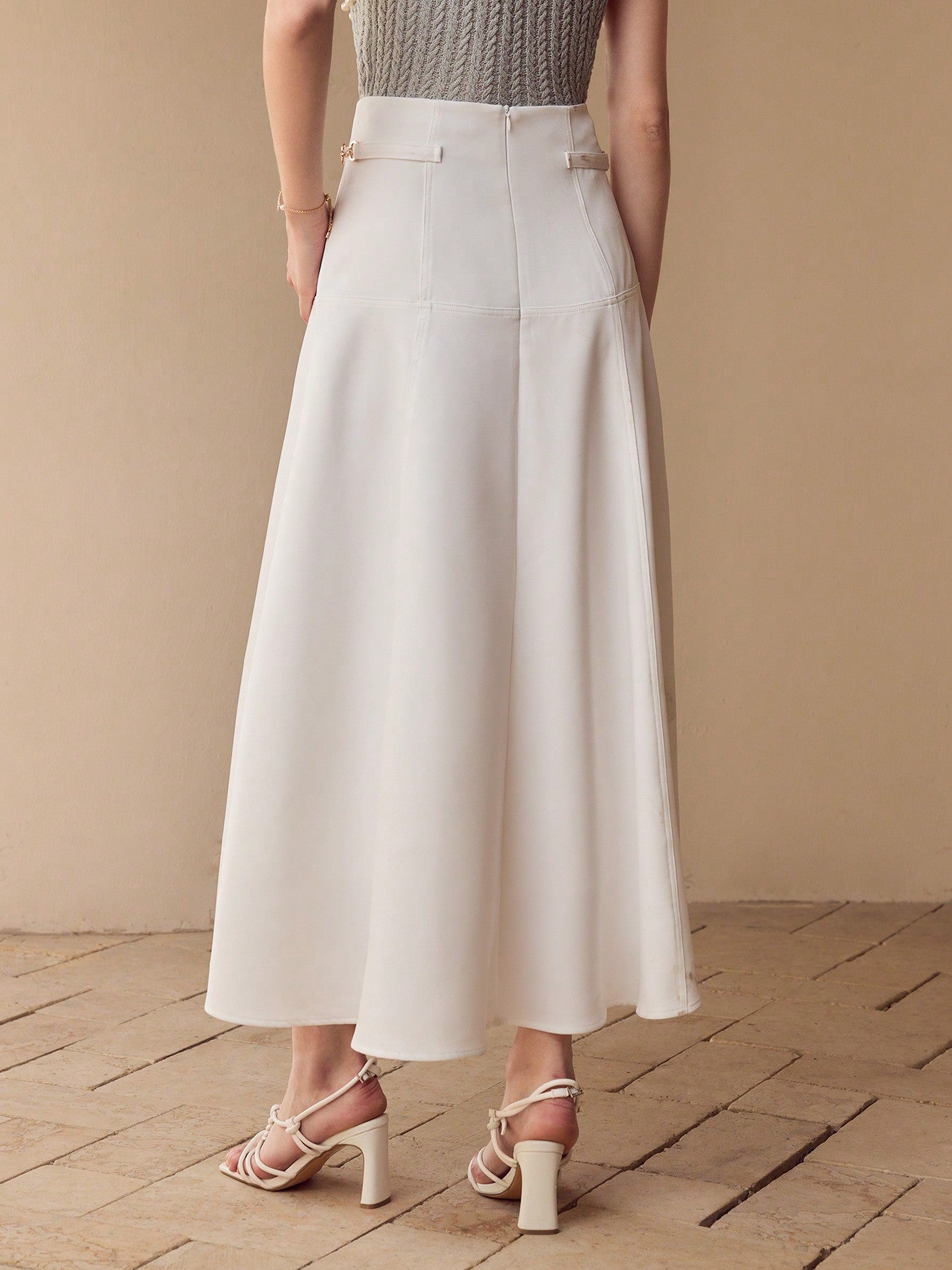 CM-BS171124 Women Elegant Seoul Style Zipper Back Mid Waist Flared Skirt - White