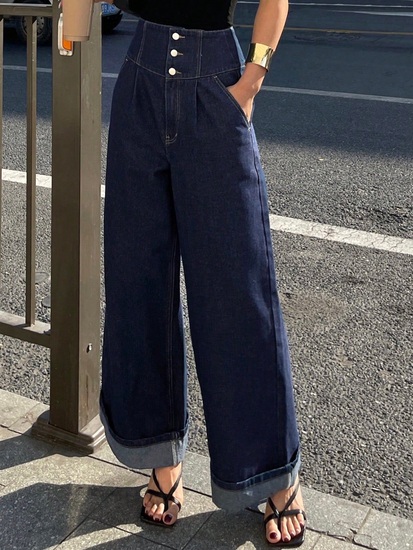 CM-BS745559 Women Casual Seoul Style Medium Wash High-Waist Button Design Straight Leg Jeans