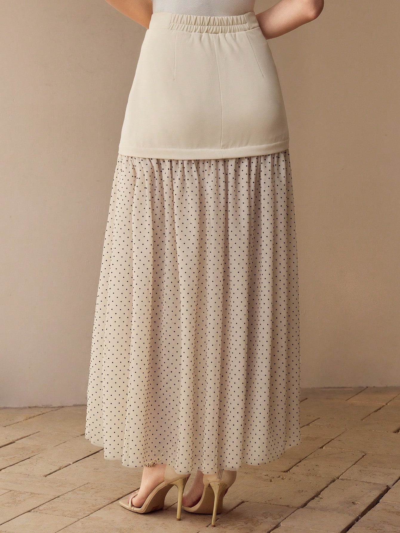 CM-BS593117 Women Elegant Seoul Style Contrast Polka Dot Flowy Maxi Skirt - Apricot