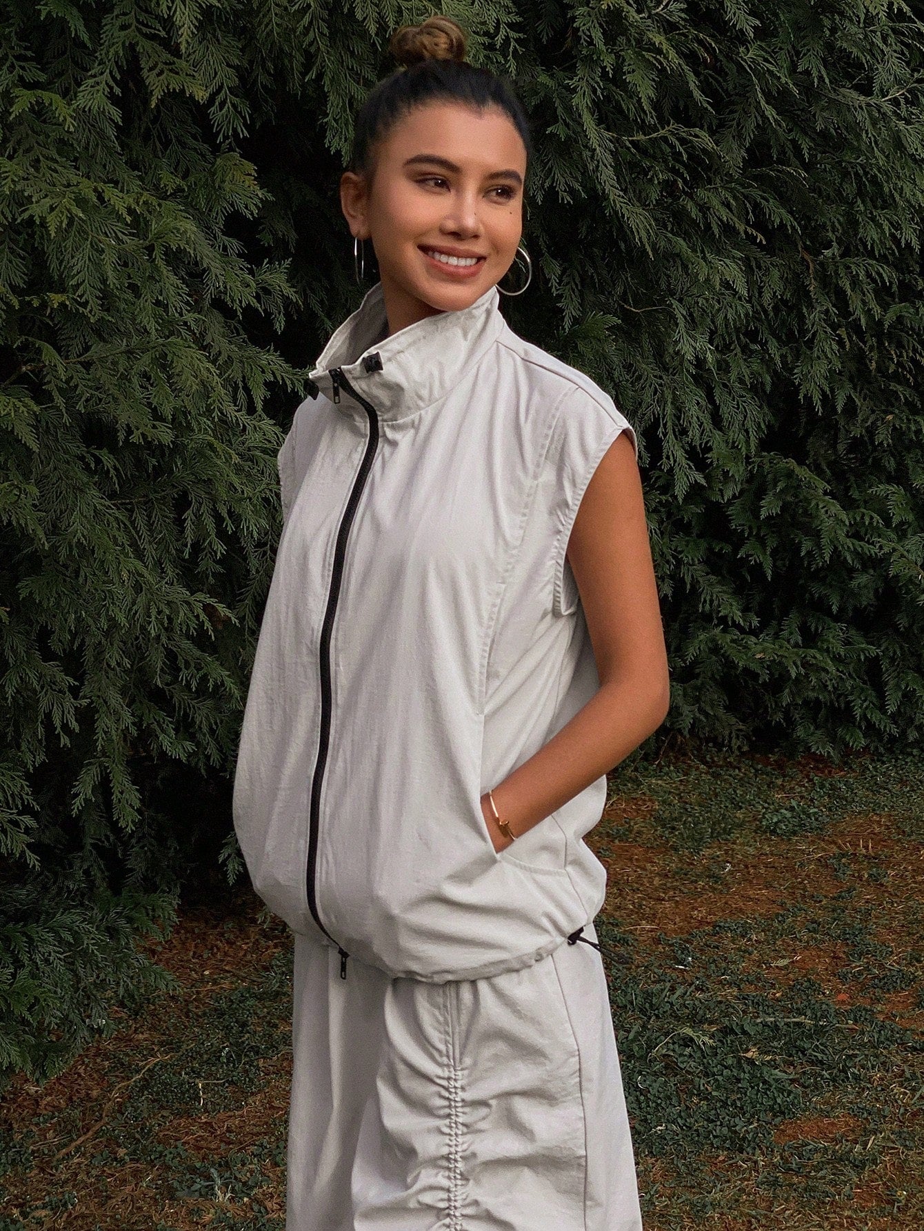 CM-SS953160 Women Casual Seoul Style Contrast Zip Sleeveless Jacket With Pleated Skirt - Set