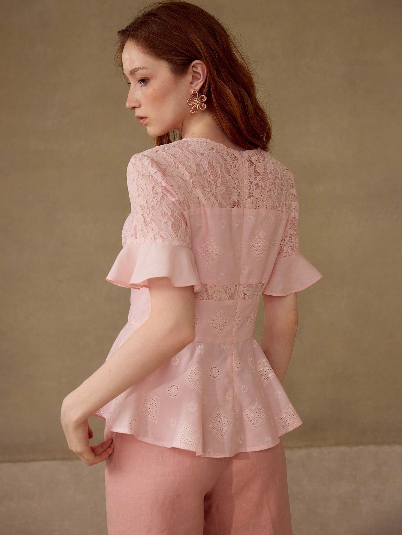 CM-TS838176 Women Elegant Seoul Style Round Neck Short Sleeve Contrast Lace Peplum Top - Pink
