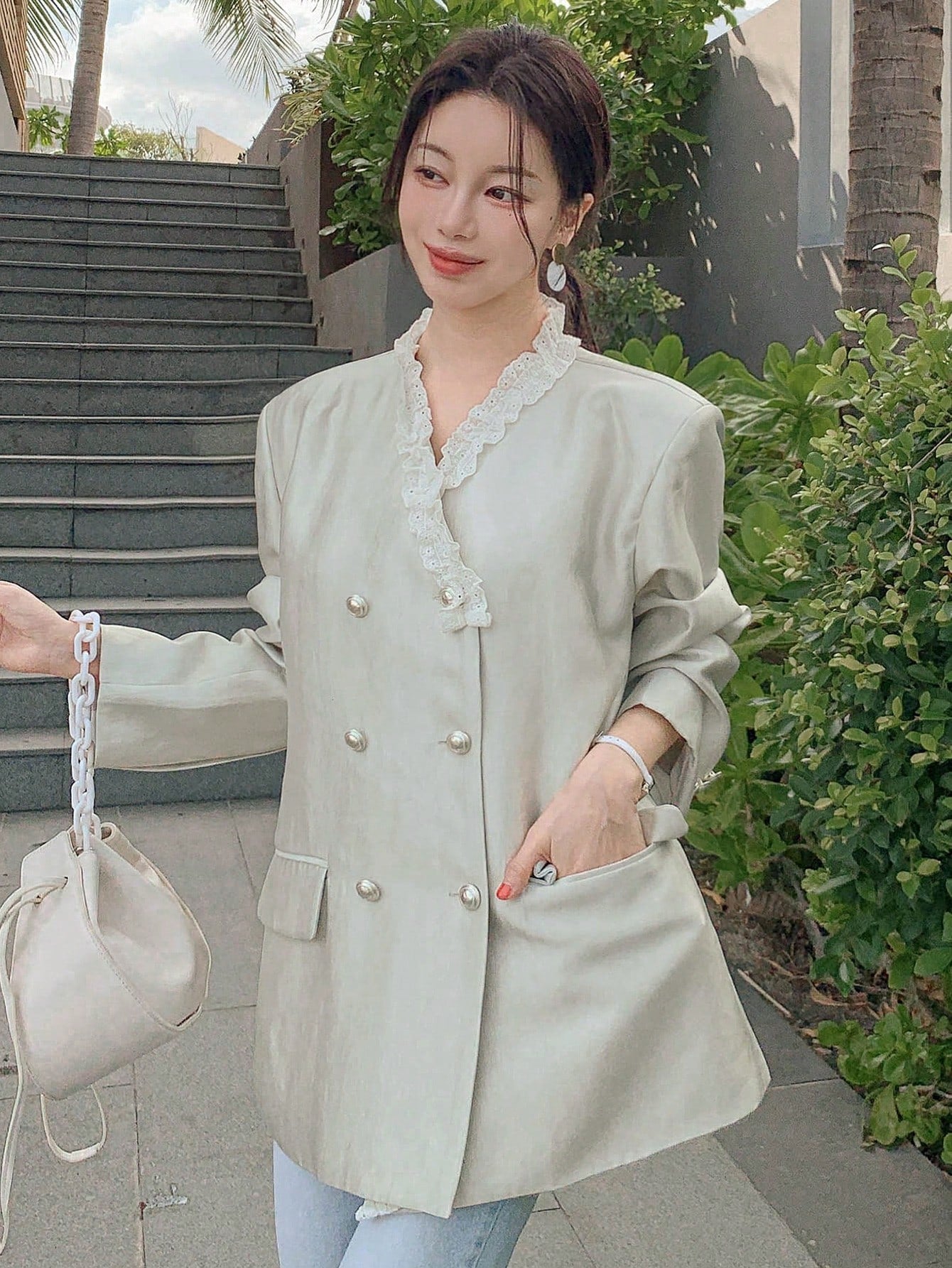 CM-CS310135 Women Elegant Seoul Style Ruffled Trim Color Block V-Neck Double-Breasted Suit Jacket