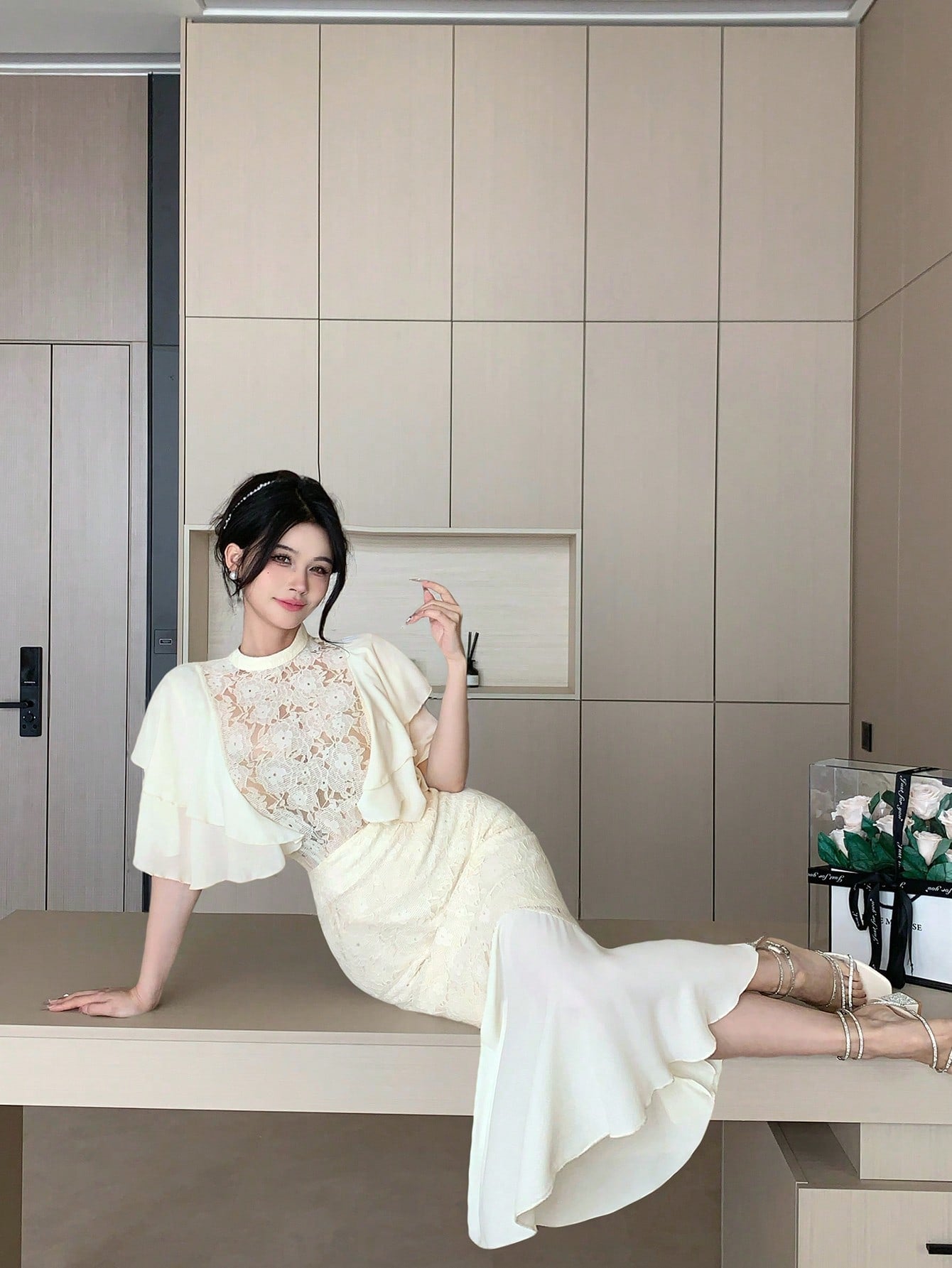 CM-SS585223 Women Elegant Seoul Style Lace Chiffon Patchwork Stand Collar Ruffle Sleeve Blouse With A-Line Skirt - Set