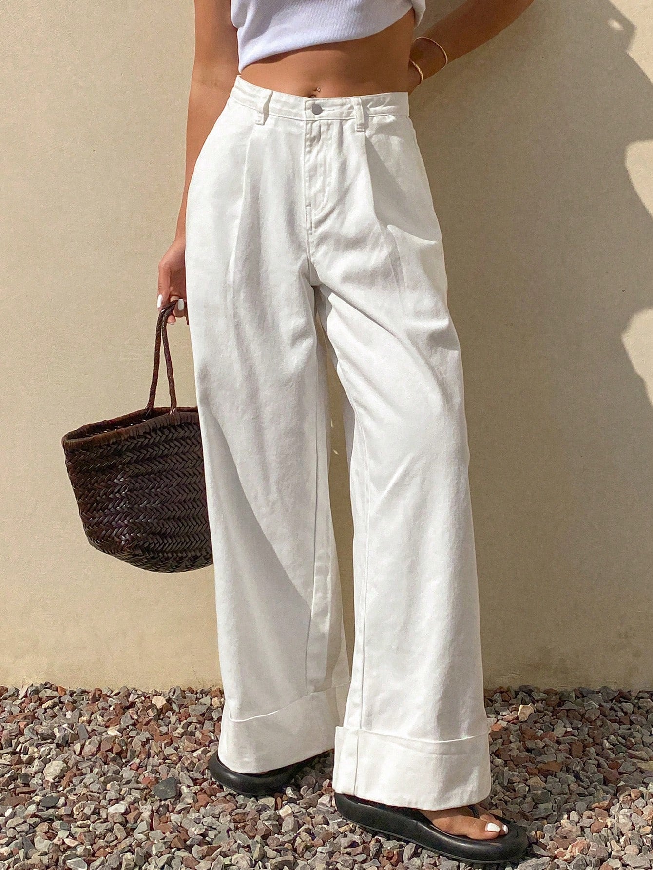 CM-BS010000 Women Casual Seoul Style Loose Mid Waist Solid Color Denim Jeans - White