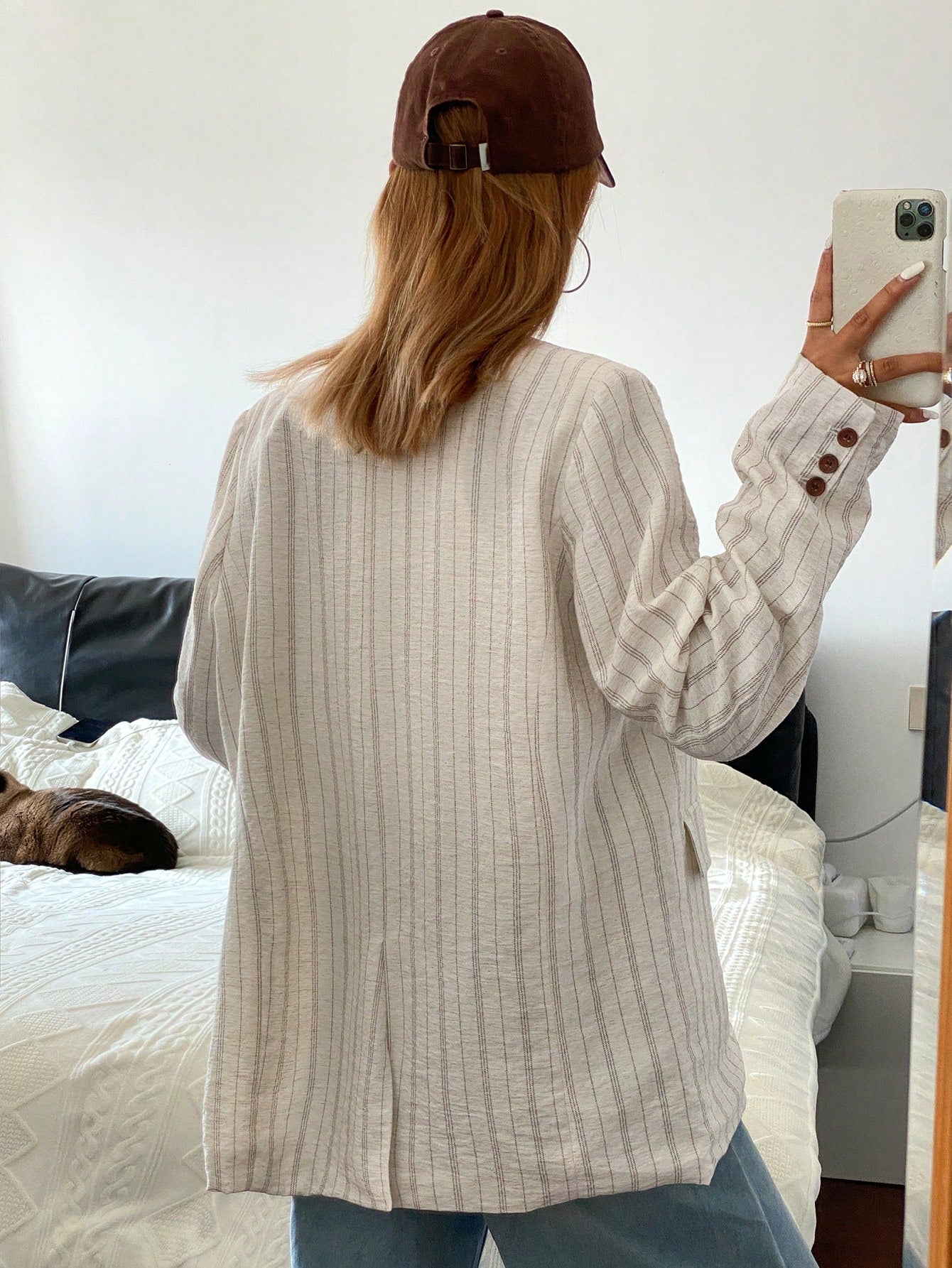 CM-CS420187 Women Casual Seoul Style V-Neck Long Sleeve Striped Loose Fit Linen Jacket - Apricot