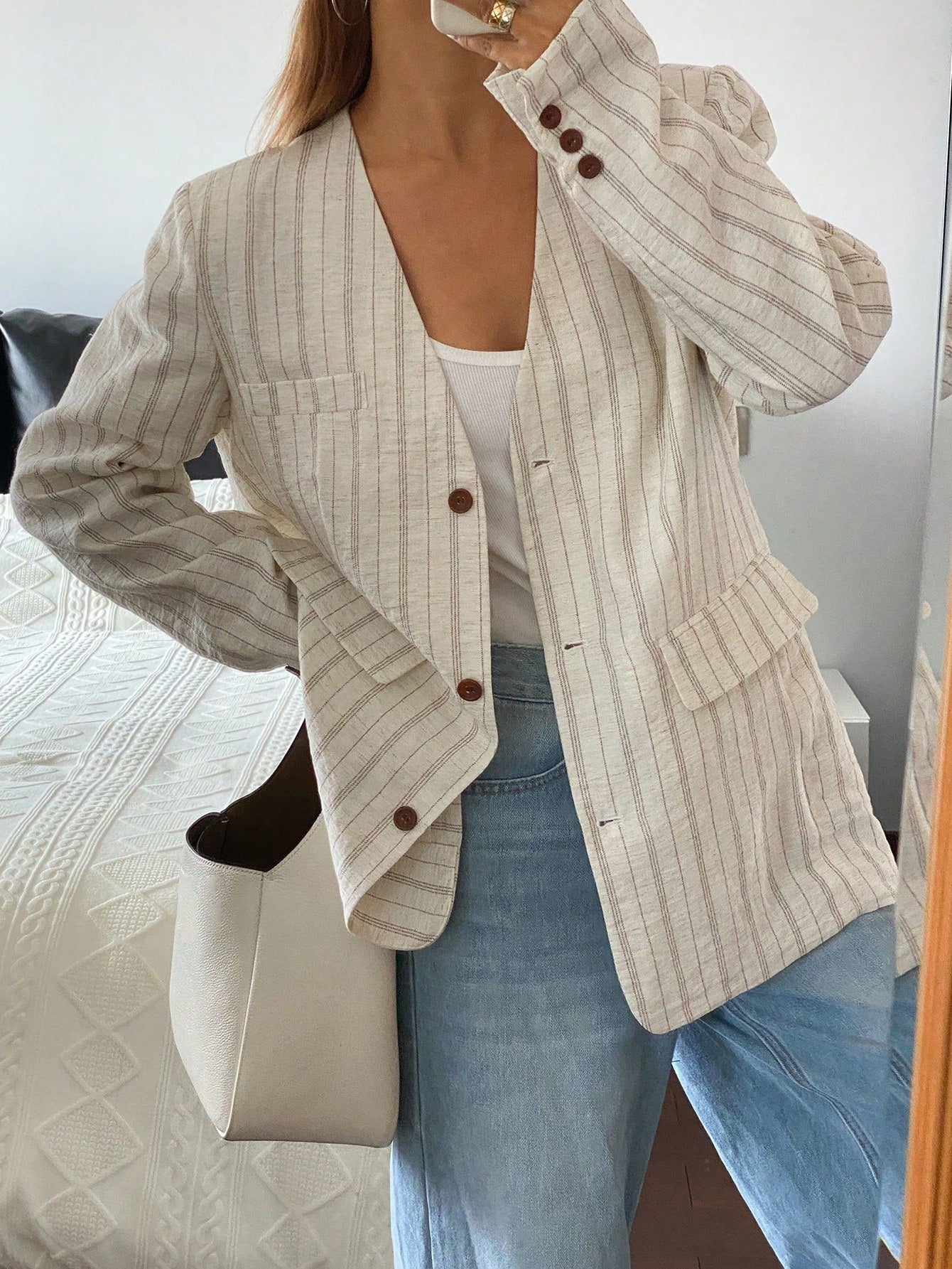 CM-CS420187 Women Casual Seoul Style V-Neck Long Sleeve Striped Loose Fit Linen Jacket - Apricot