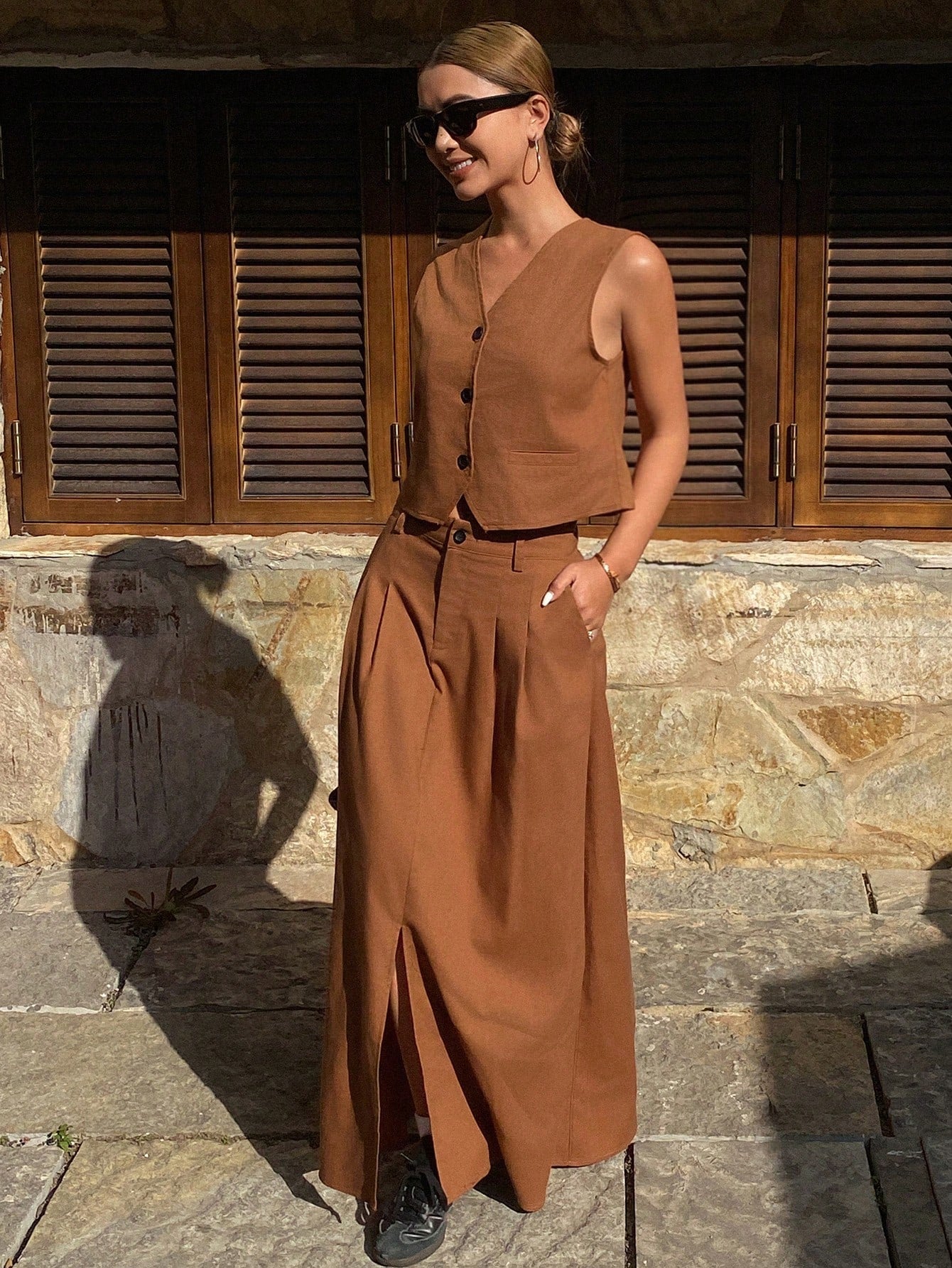 CM-SS416772 Women Casual Seoul Style Solid Color Fitted Sleeveless V-Neck Vest With A-Line Skirt - Set