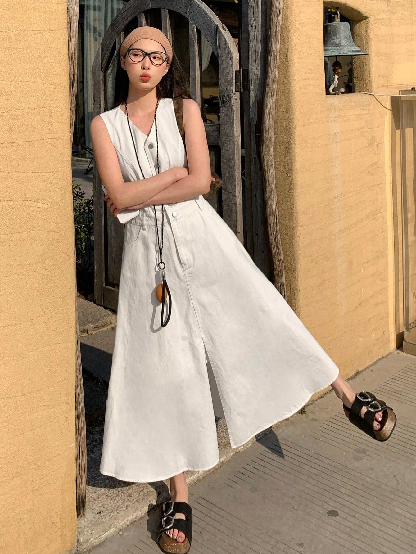 CM-DS066191 Women Casual Seoul Style Solid Color Single Breasted V-Neck Sleeveless Mid-Length Dress