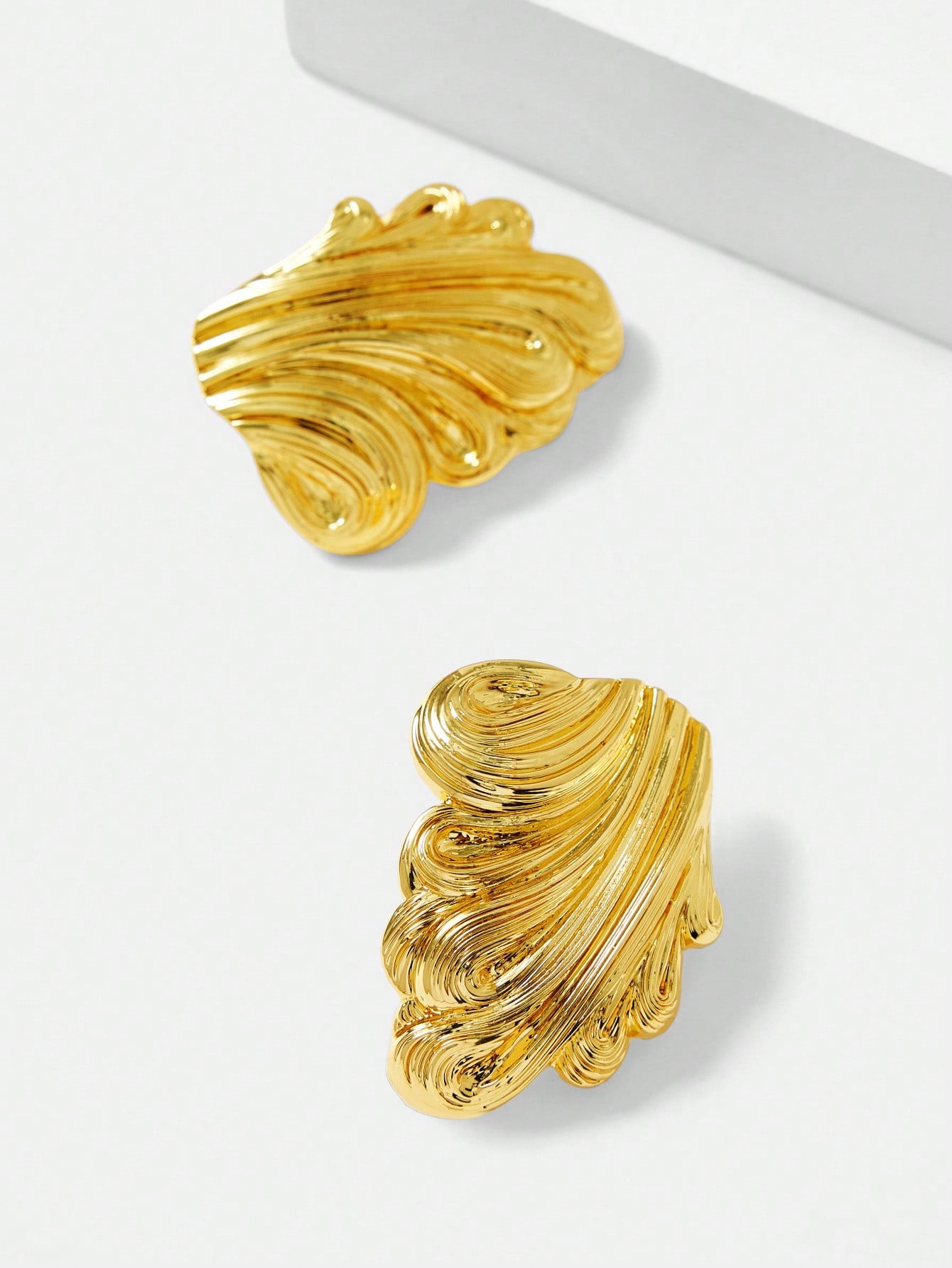 CM-AXS867609 Women Trendy Seoul Style 18K Gold Plated Textured Stud Earrings - Gold