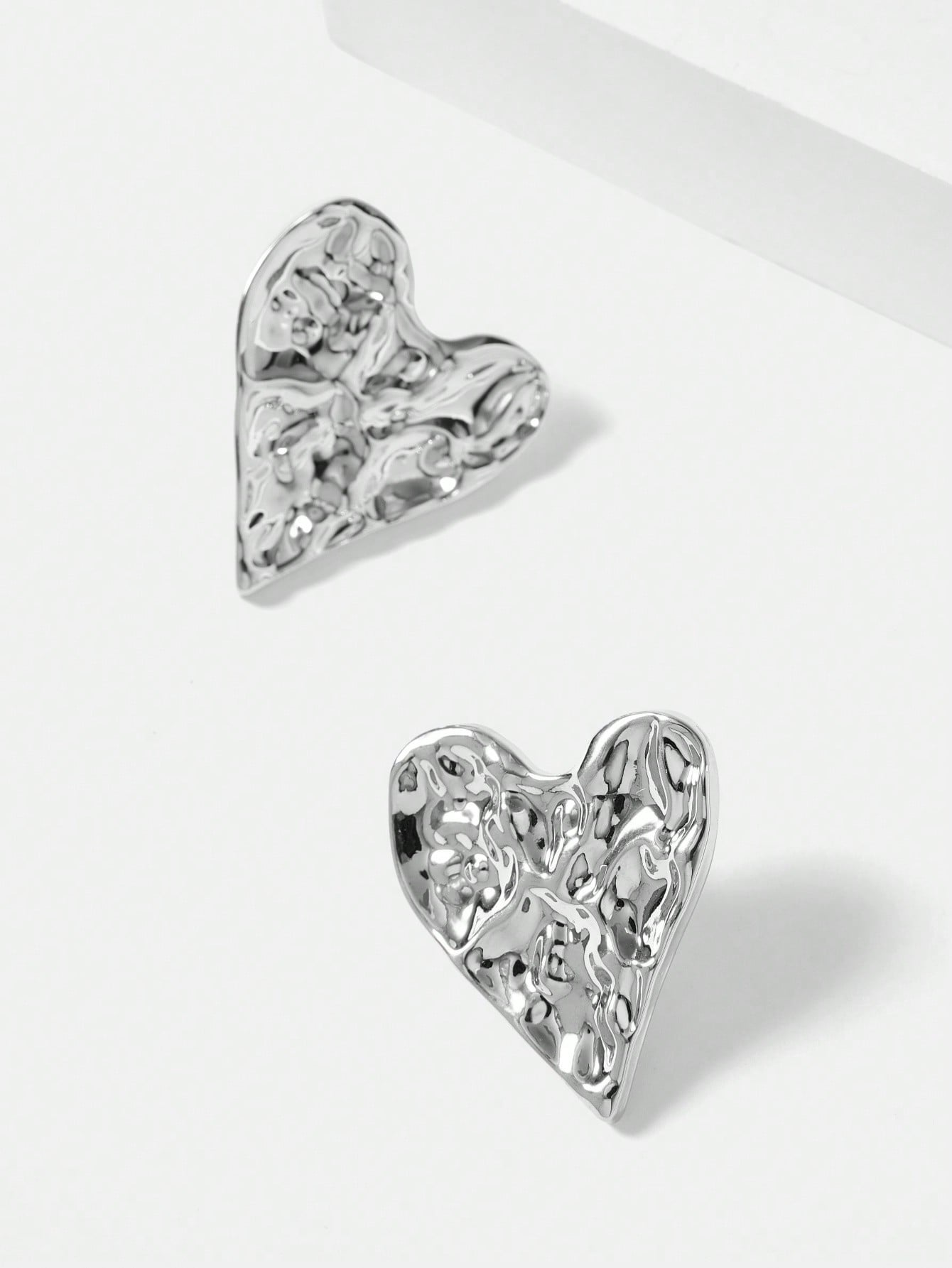 CM-AXS629299 Women Trendy Seoul Style Heart-Textured Stud Earrings - Silver