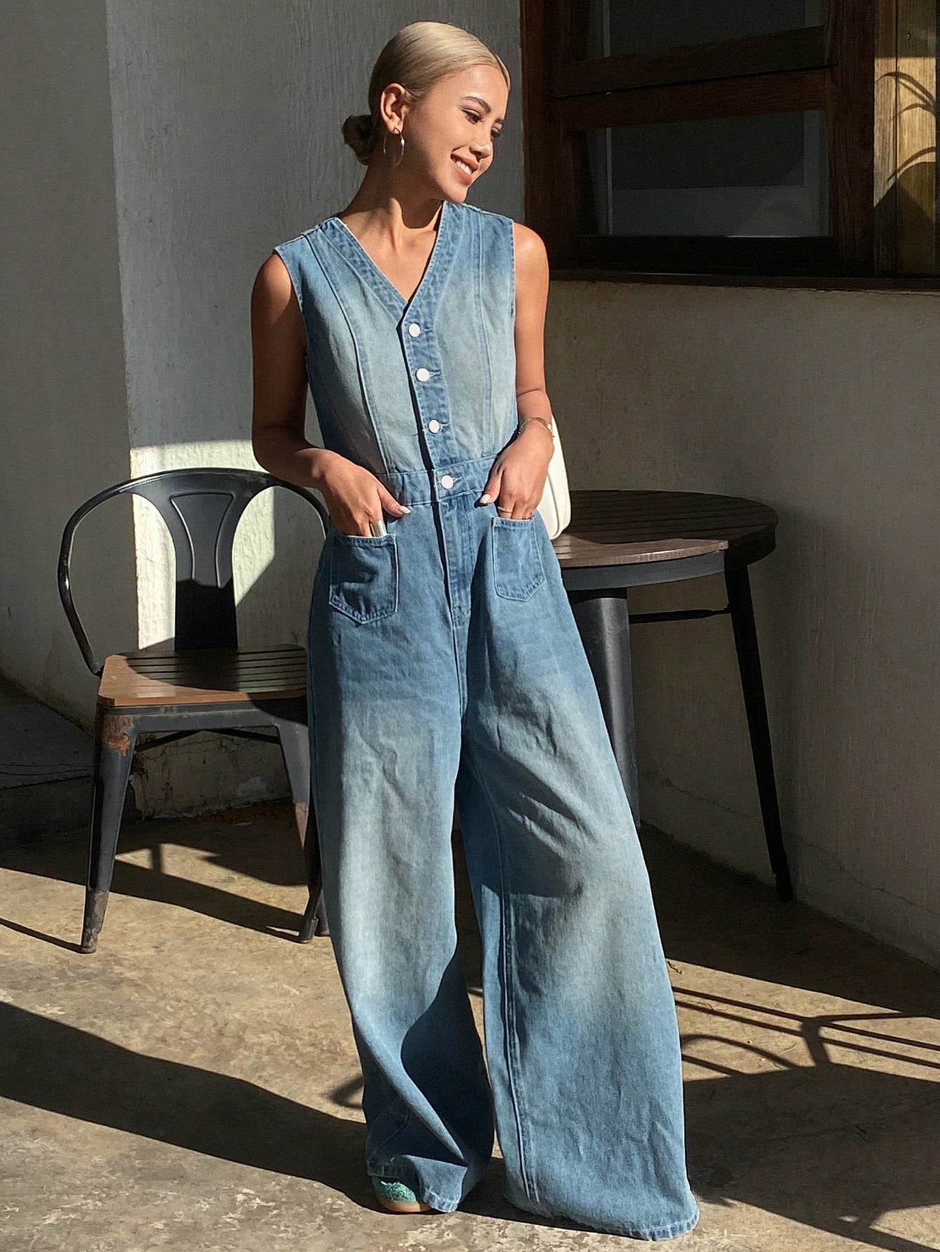 CM-JS840173 Women Casual Seoul Style V-Neck Sleeveless Distressed Pocket Denim Overall Jumpsuit - Blue