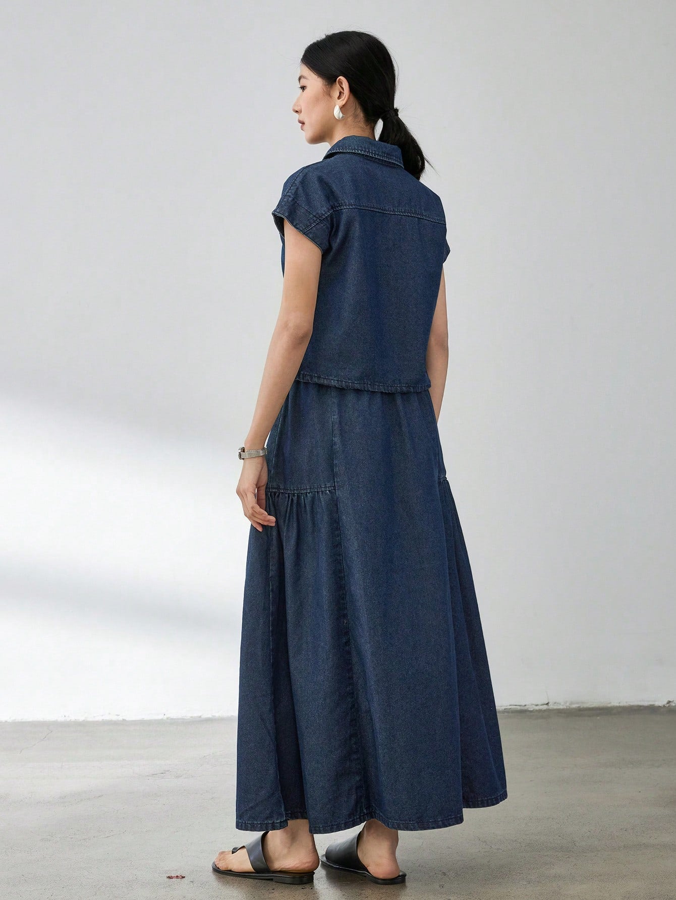 CM-SS320012 Women Casual Seoul Style Dark Wash Collar Neckline Short Sleeve Drawstring Top With A-Line Denim Skirt - Set