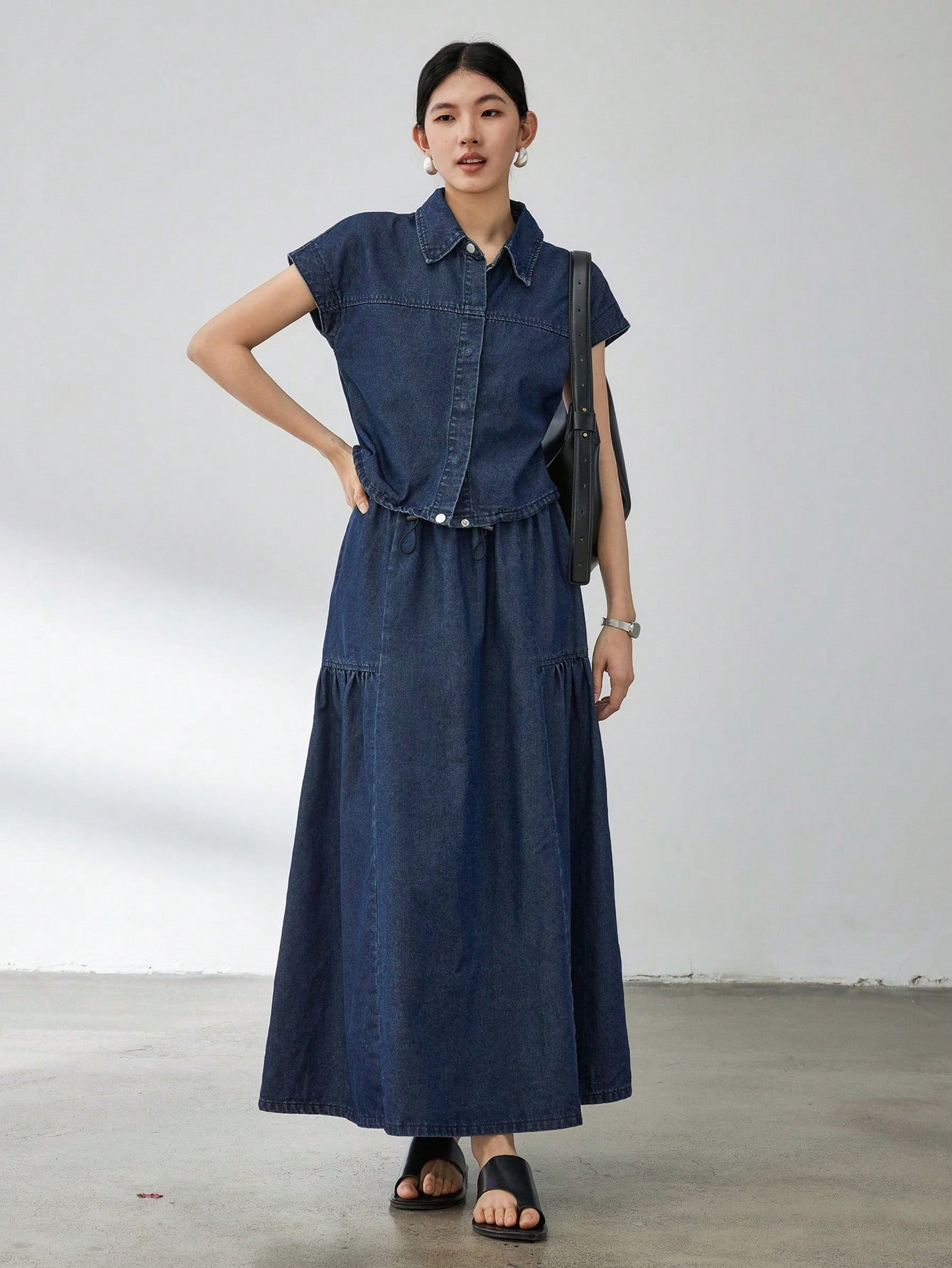 CM-SS320012 Women Casual Seoul Style Dark Wash Collar Neckline Short Sleeve Drawstring Top With A-Line Denim Skirt - Set