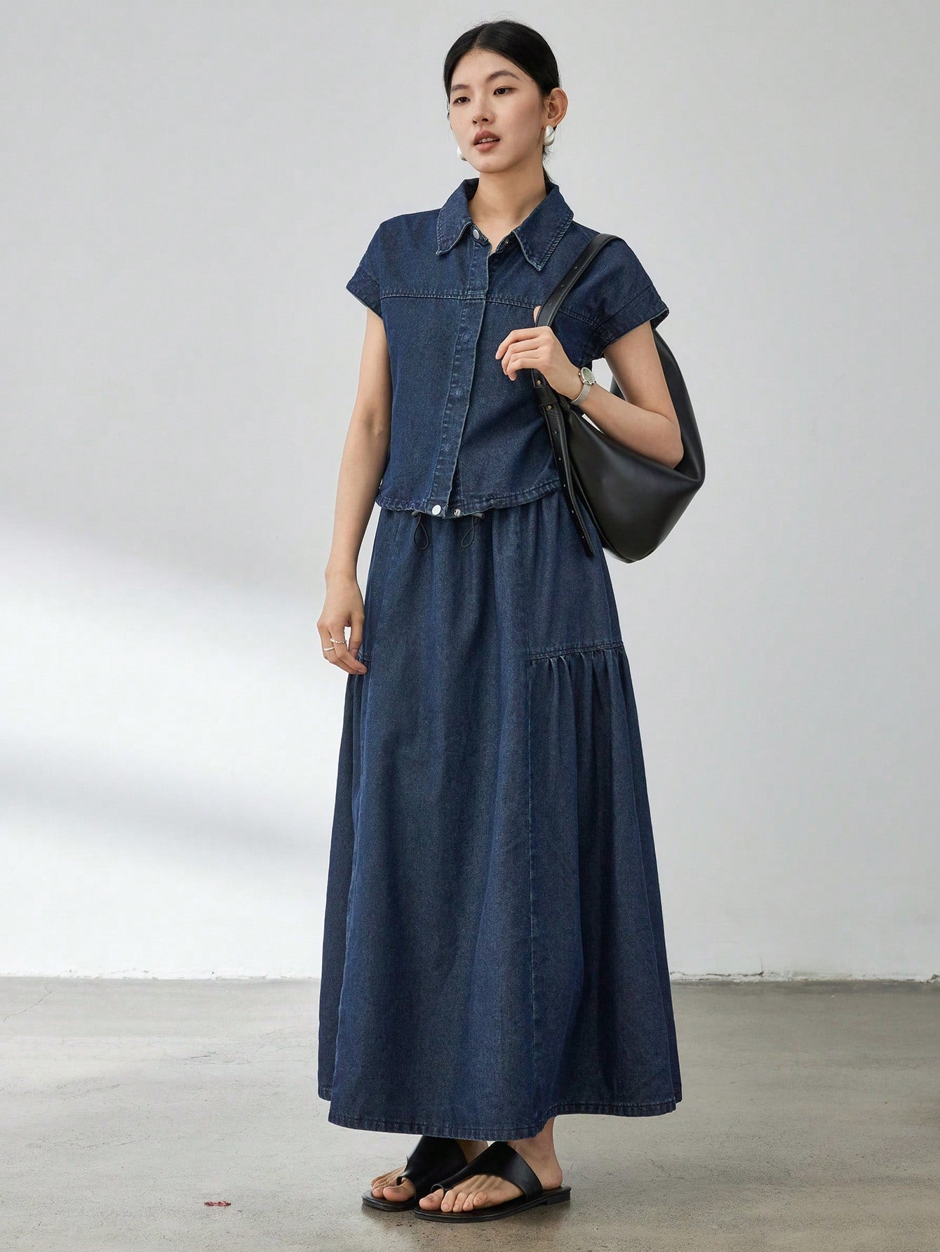 CM-SS320012 Women Casual Seoul Style Dark Wash Collar Neckline Short Sleeve Drawstring Top With A-Line Denim Skirt - Set
