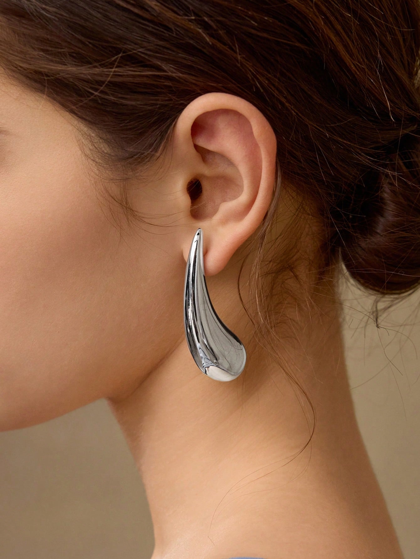 CM-AXS175211 Women Trendy Seoul Style Geometric Teardrop Stud Earrings - Silver