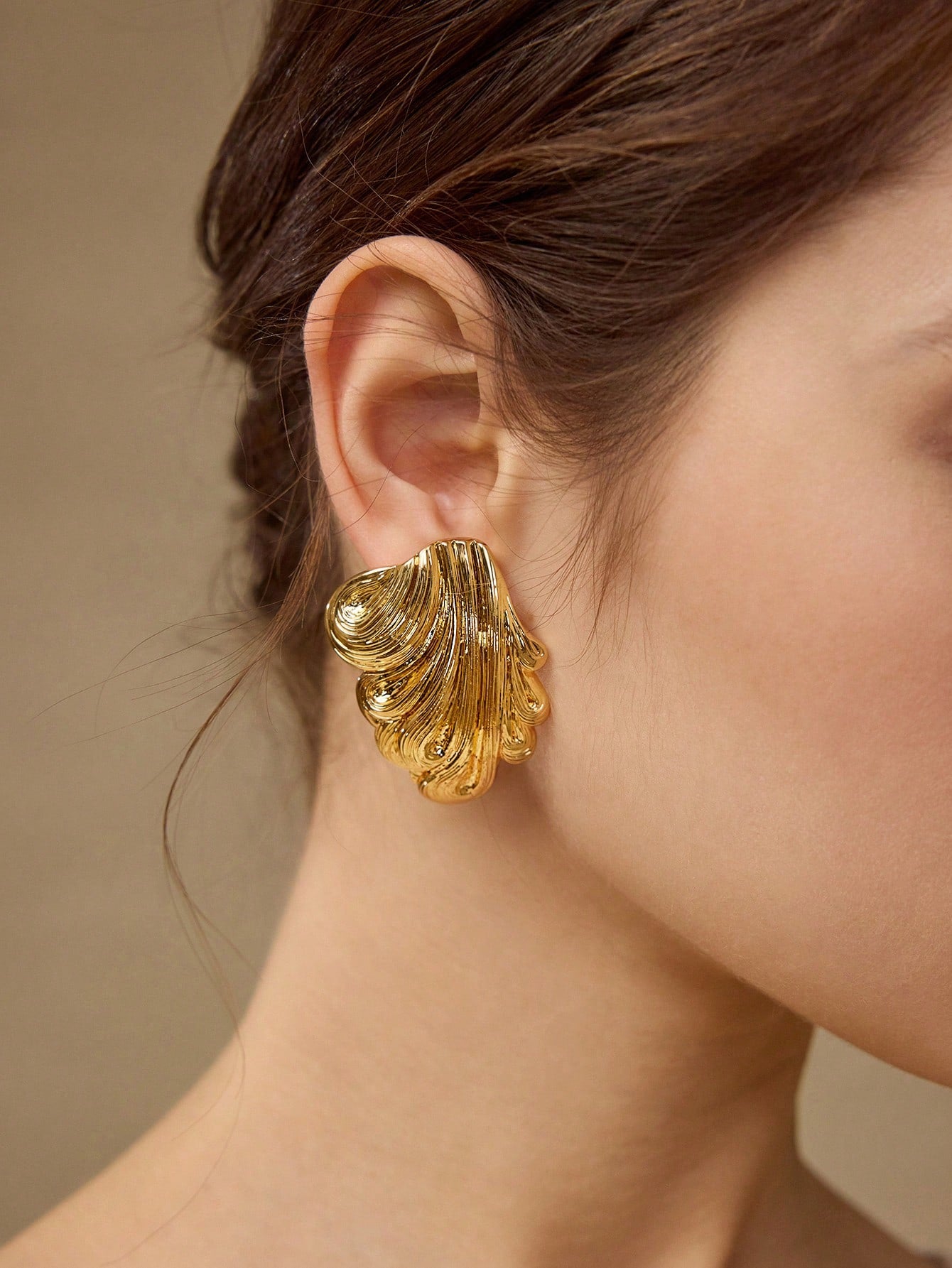 CM-AXS867609 Women Trendy Seoul Style 18K Gold Plated Textured Stud Earrings - Gold