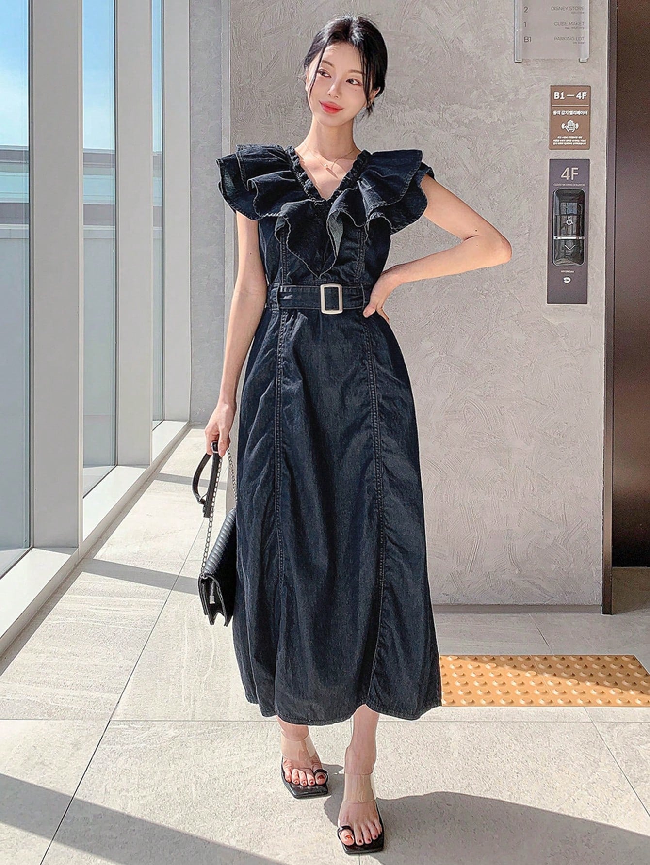 CM-DS414421 Women Casual Seoul Style V-Neck Flounce Sleeve Ruffle Maxi Denim Dress - Blue