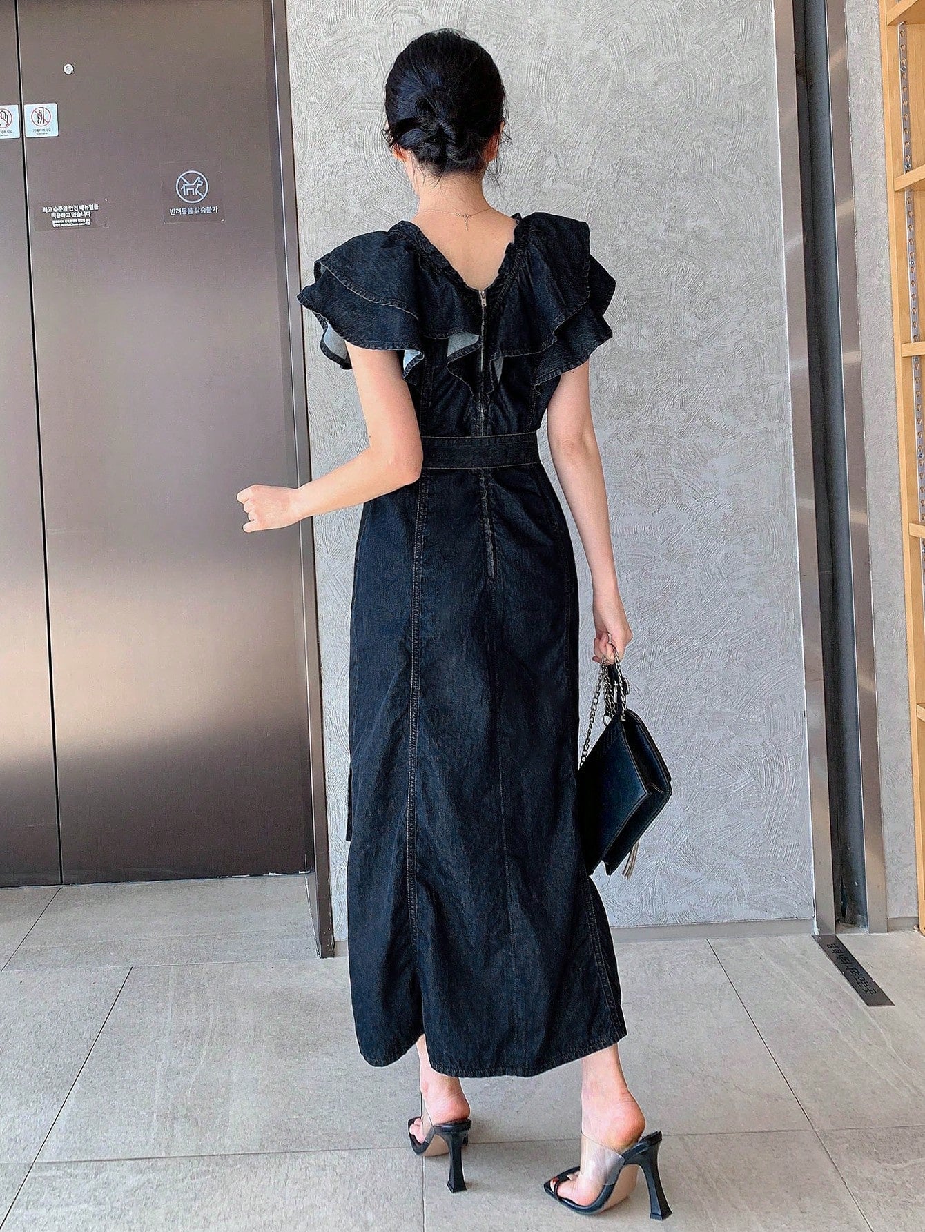 CM-DS414421 Women Casual Seoul Style V-Neck Flounce Sleeve Ruffle Maxi Denim Dress - Blue