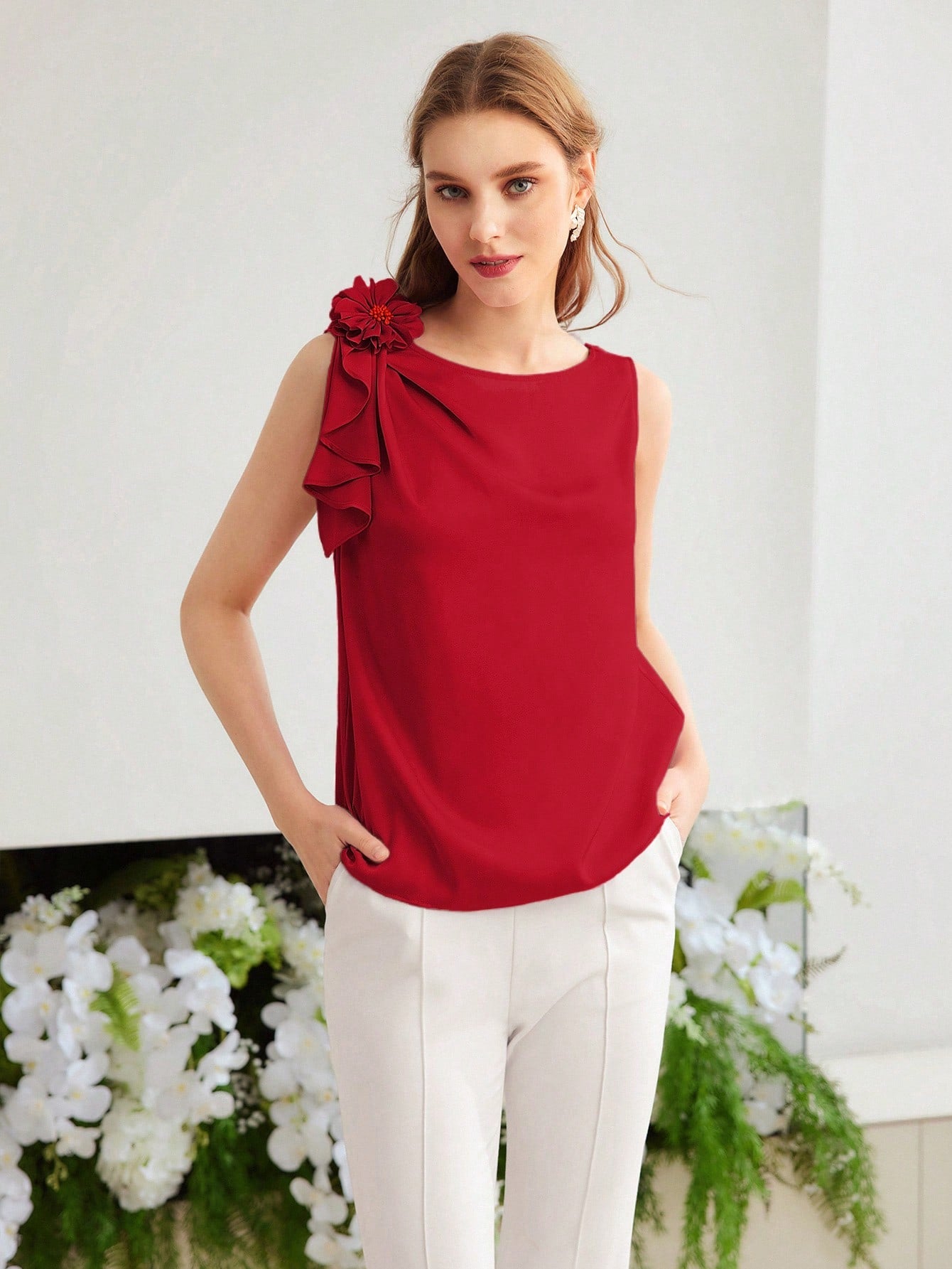 CM-TS954736 Women Elegant Seoul Style Stereo Floral Decor Round Neck Sleeveless Blouse - Red