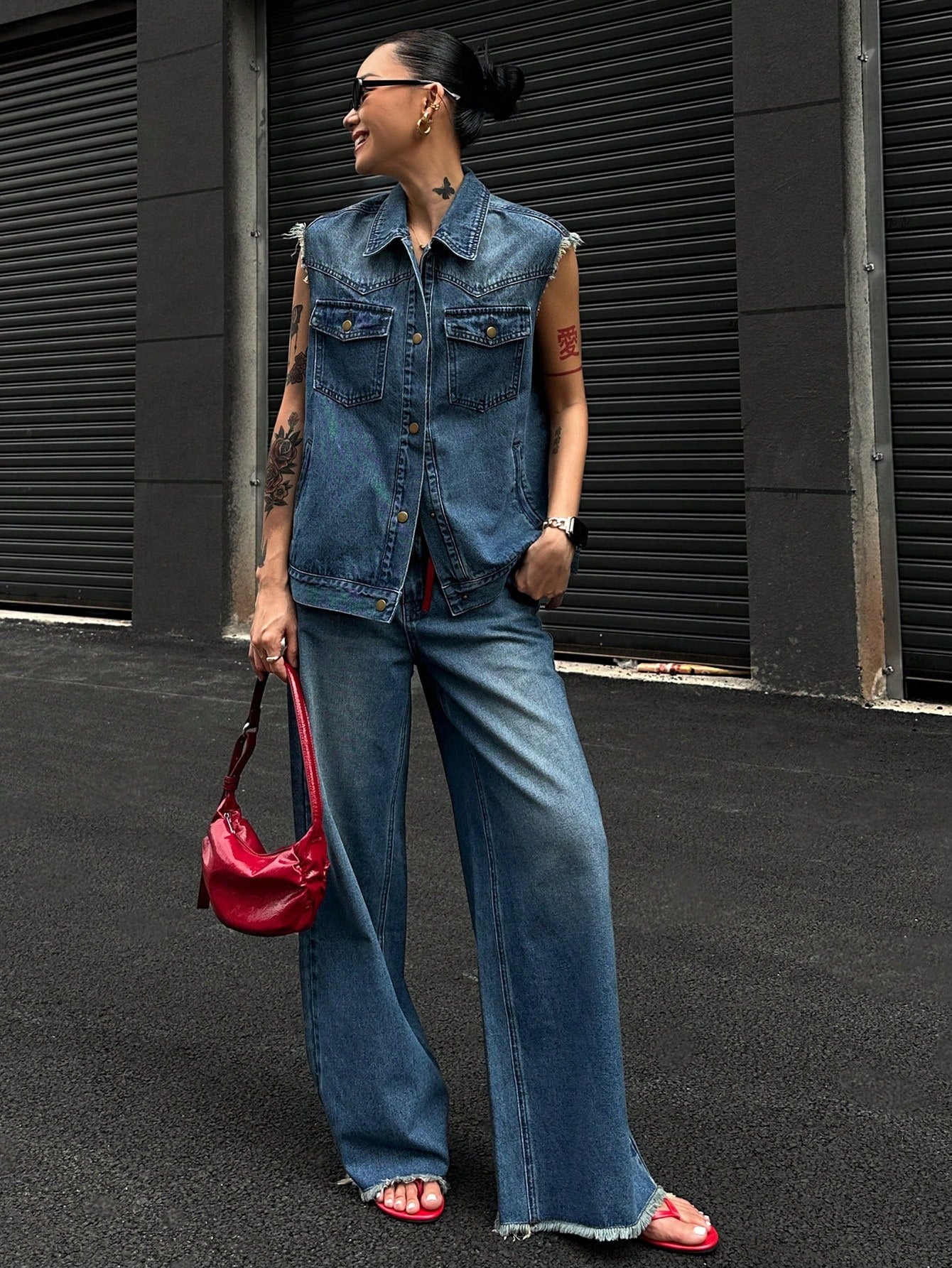 CM-SS218190 Women Casual Seoul Style Collar Neckline Sleeveless Denim Jacket With Jeans - Set