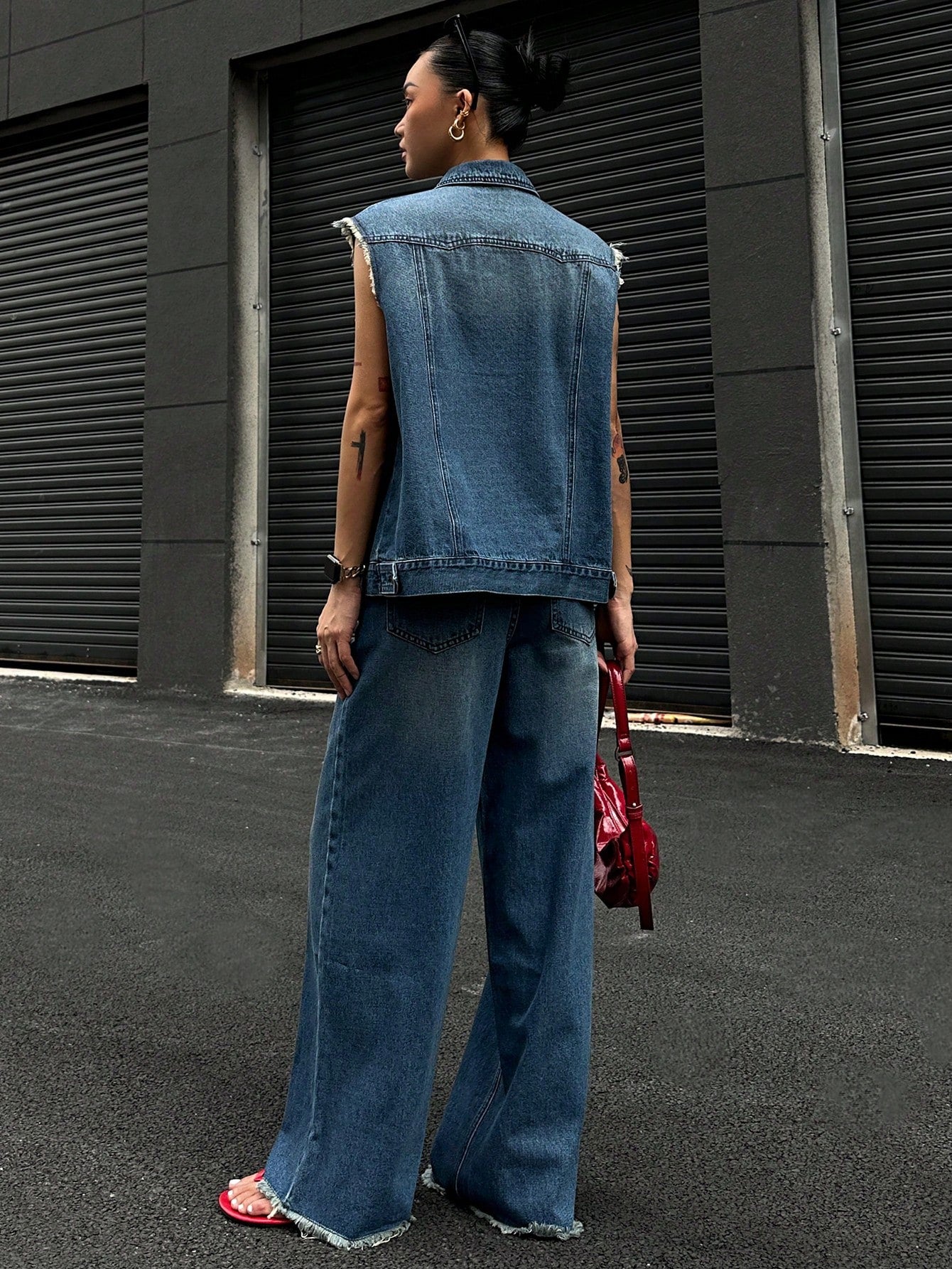 CM-SS218190 Women Casual Seoul Style Collar Neckline Sleeveless Denim Jacket With Jeans - Set